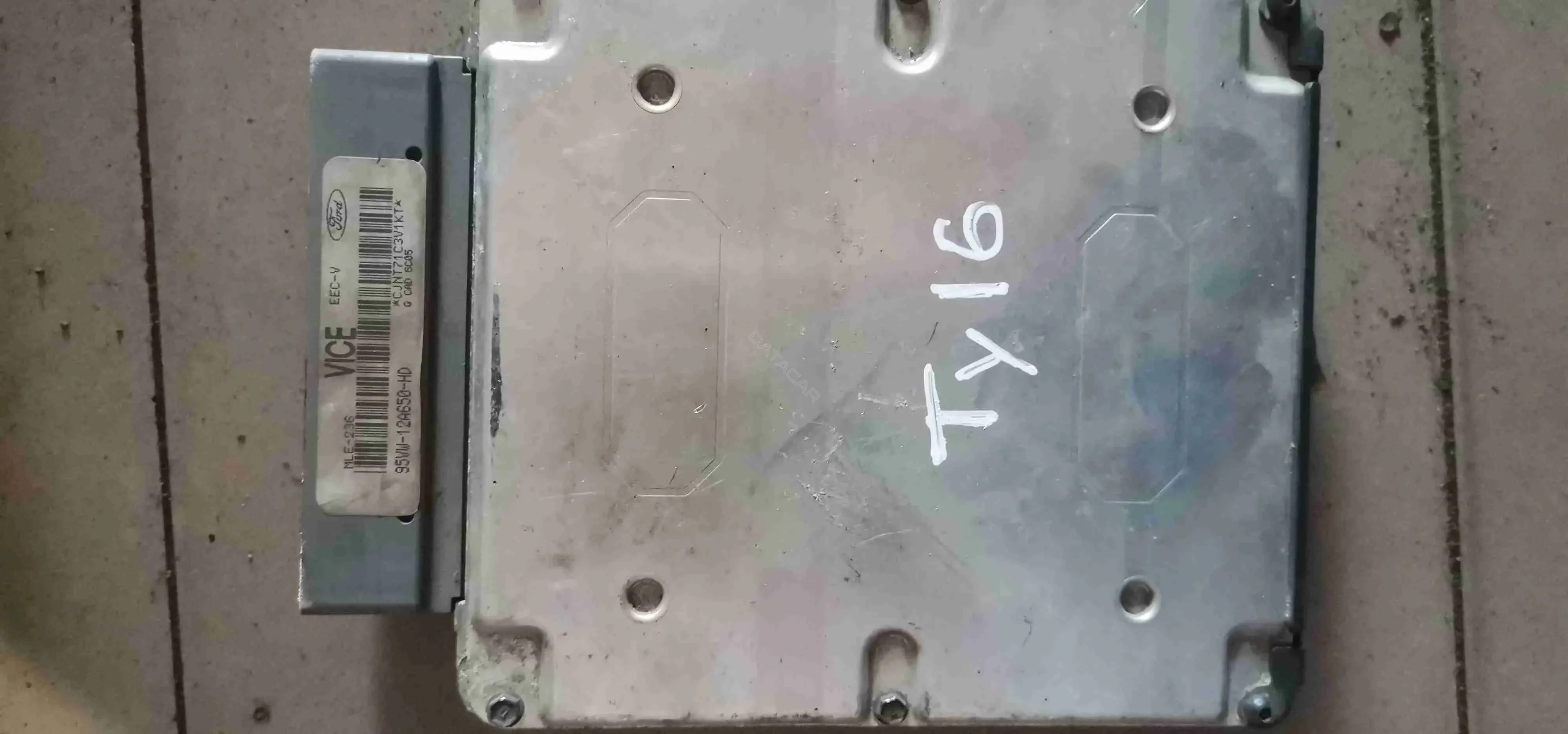Блок управления двигателем 95VW12A650HD