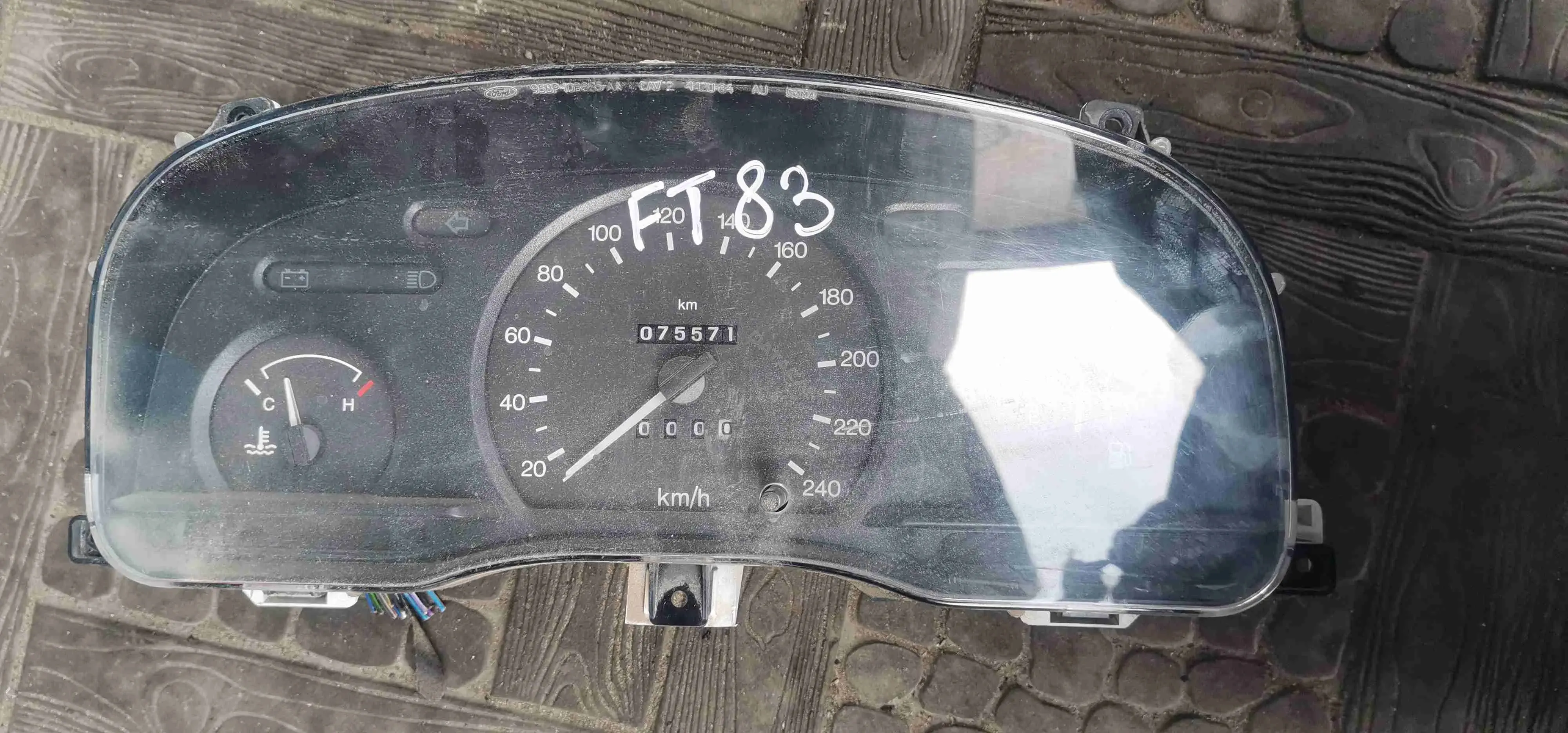 Панель приборов FT83