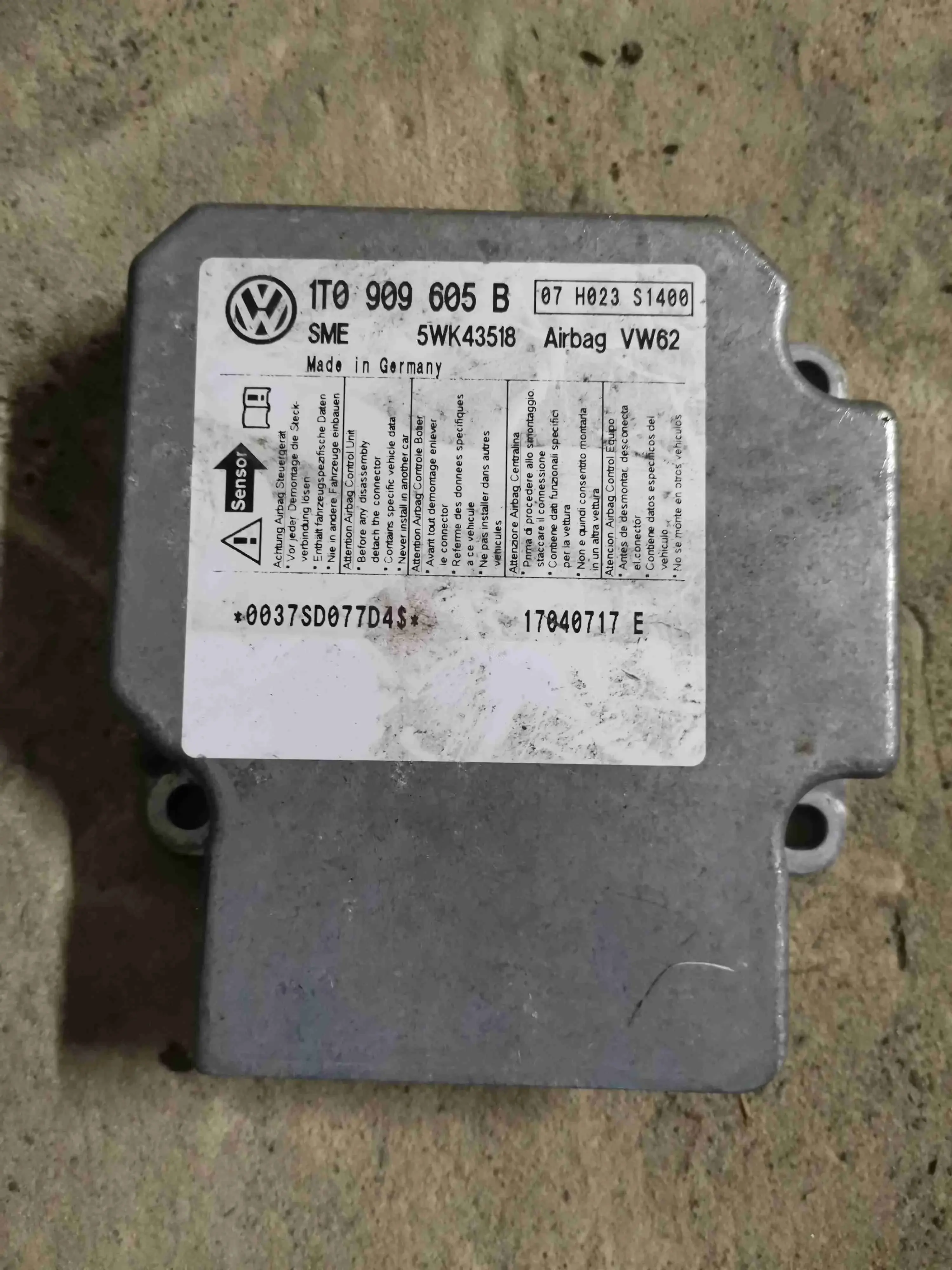 Блок управления подушками безопасности 1t0909605b