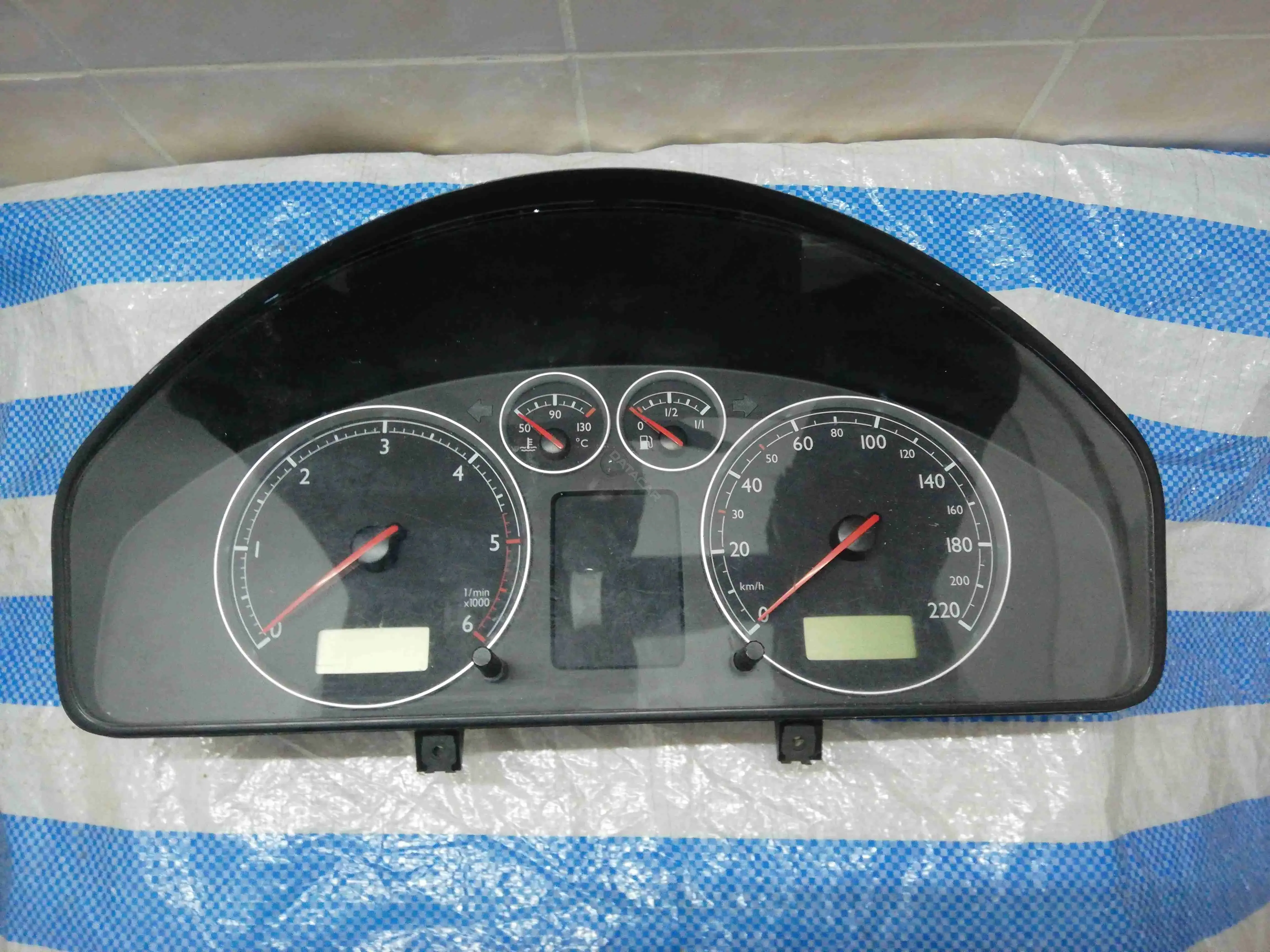 Панель приборов 7M3920800C