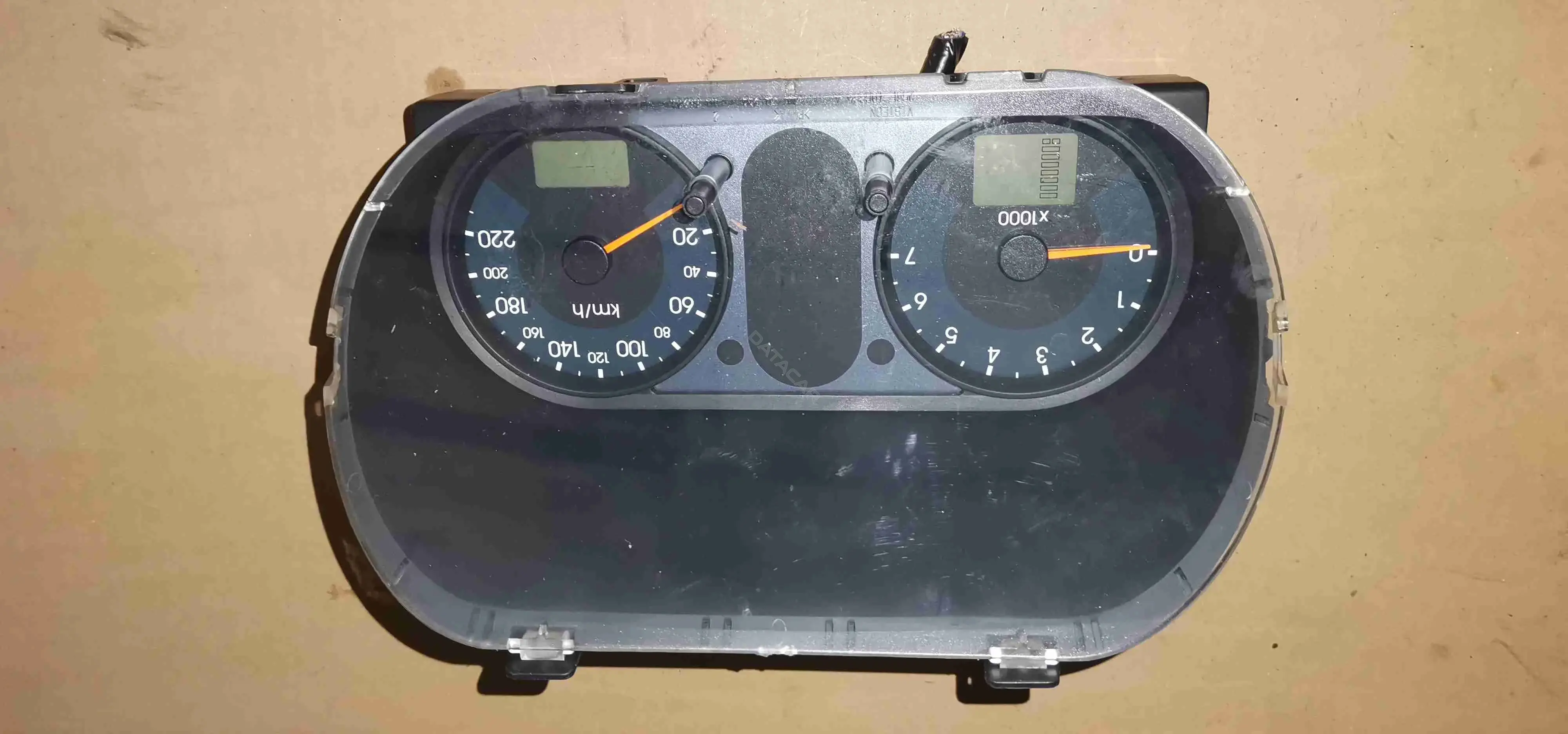 Панель приборов Fi52
