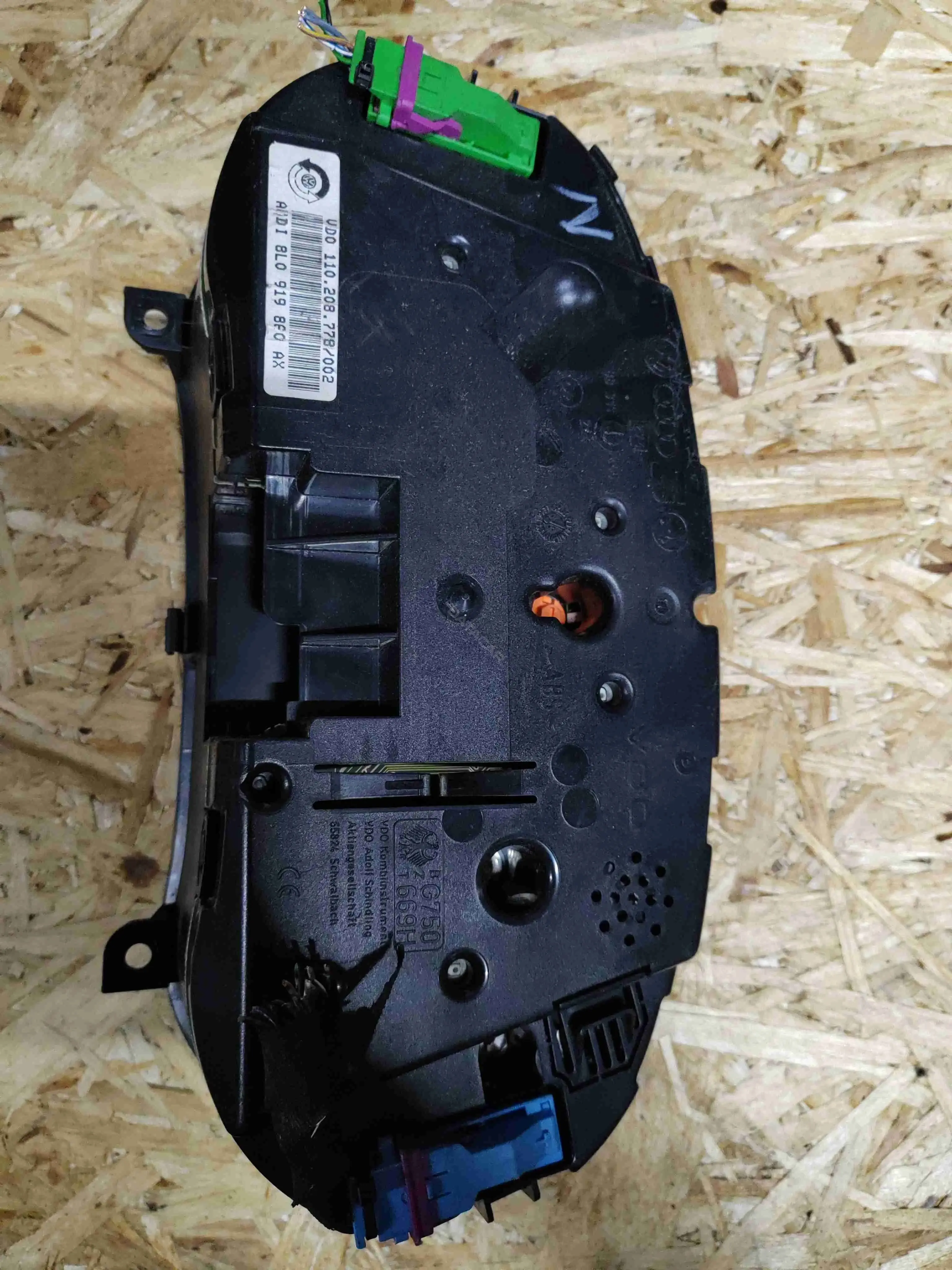 Панель приборов 8L0919860AX