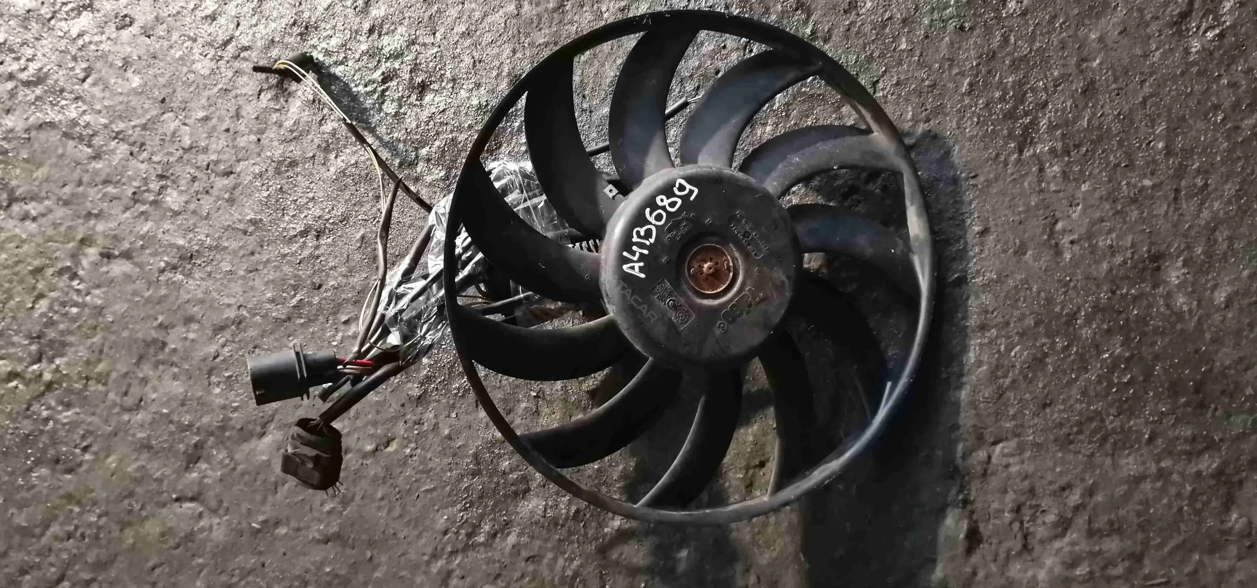 Вентилятор радиатора 8E0959501E