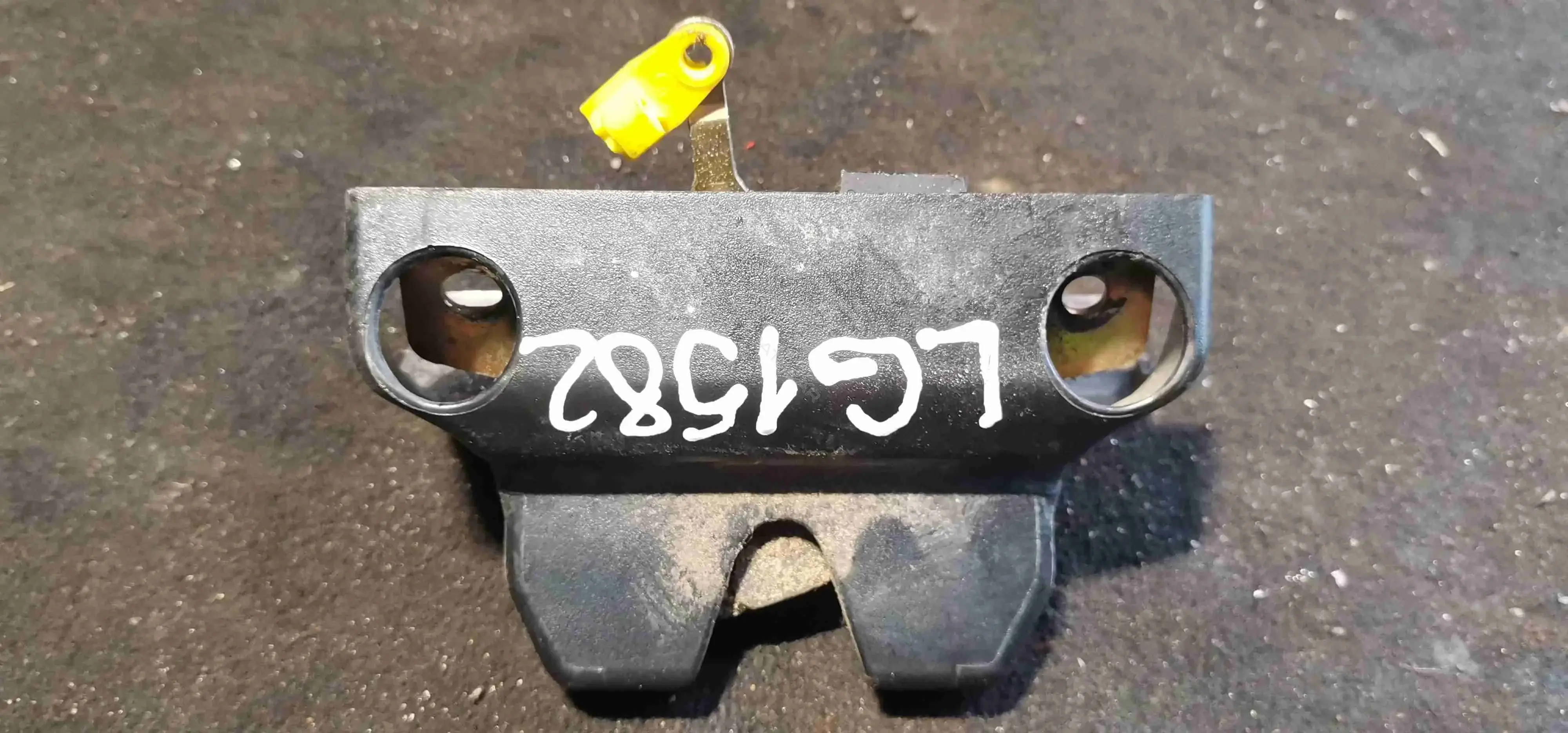 Замок крышки багажника 7700823676