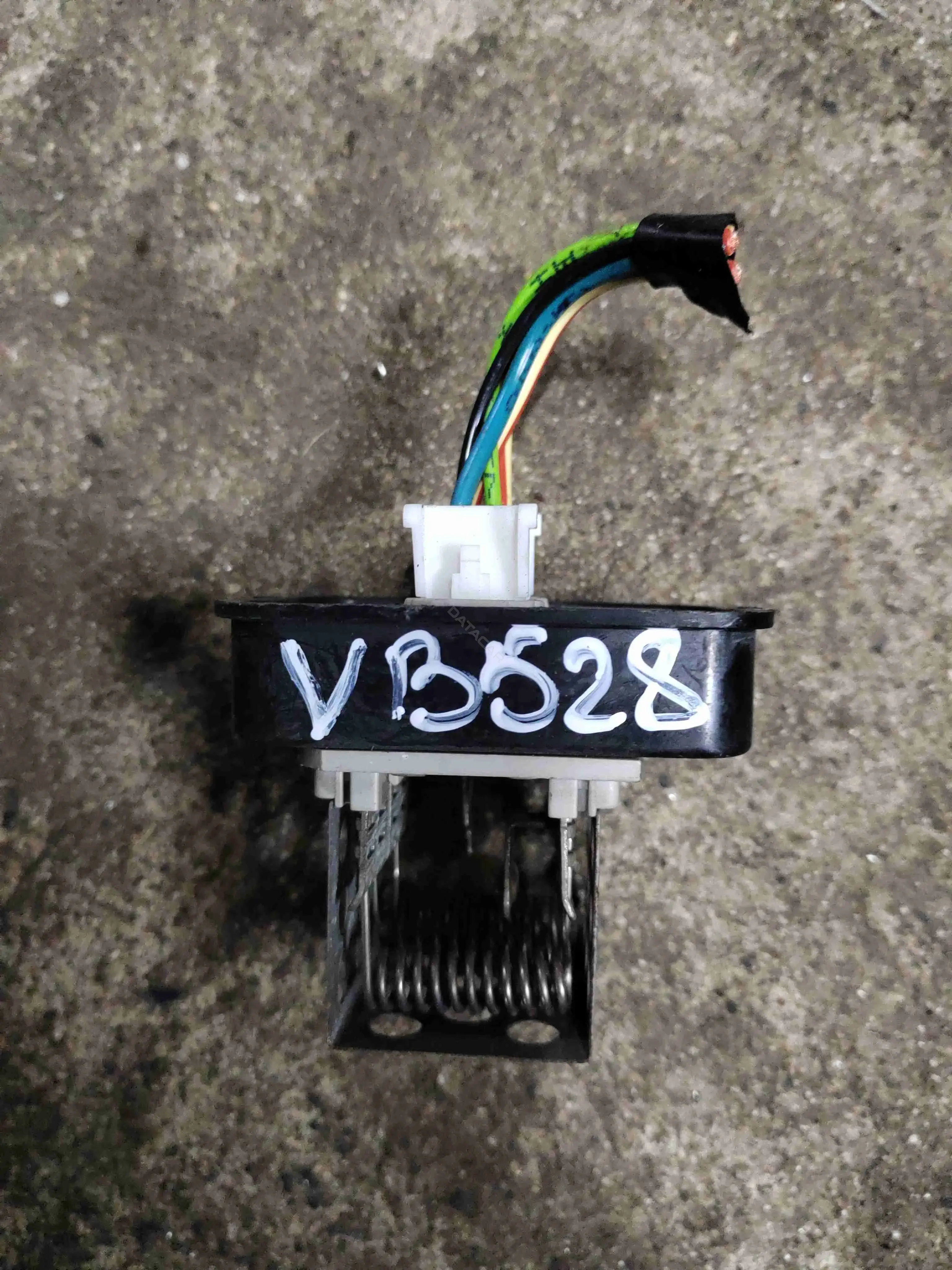 Резистор печки VB528