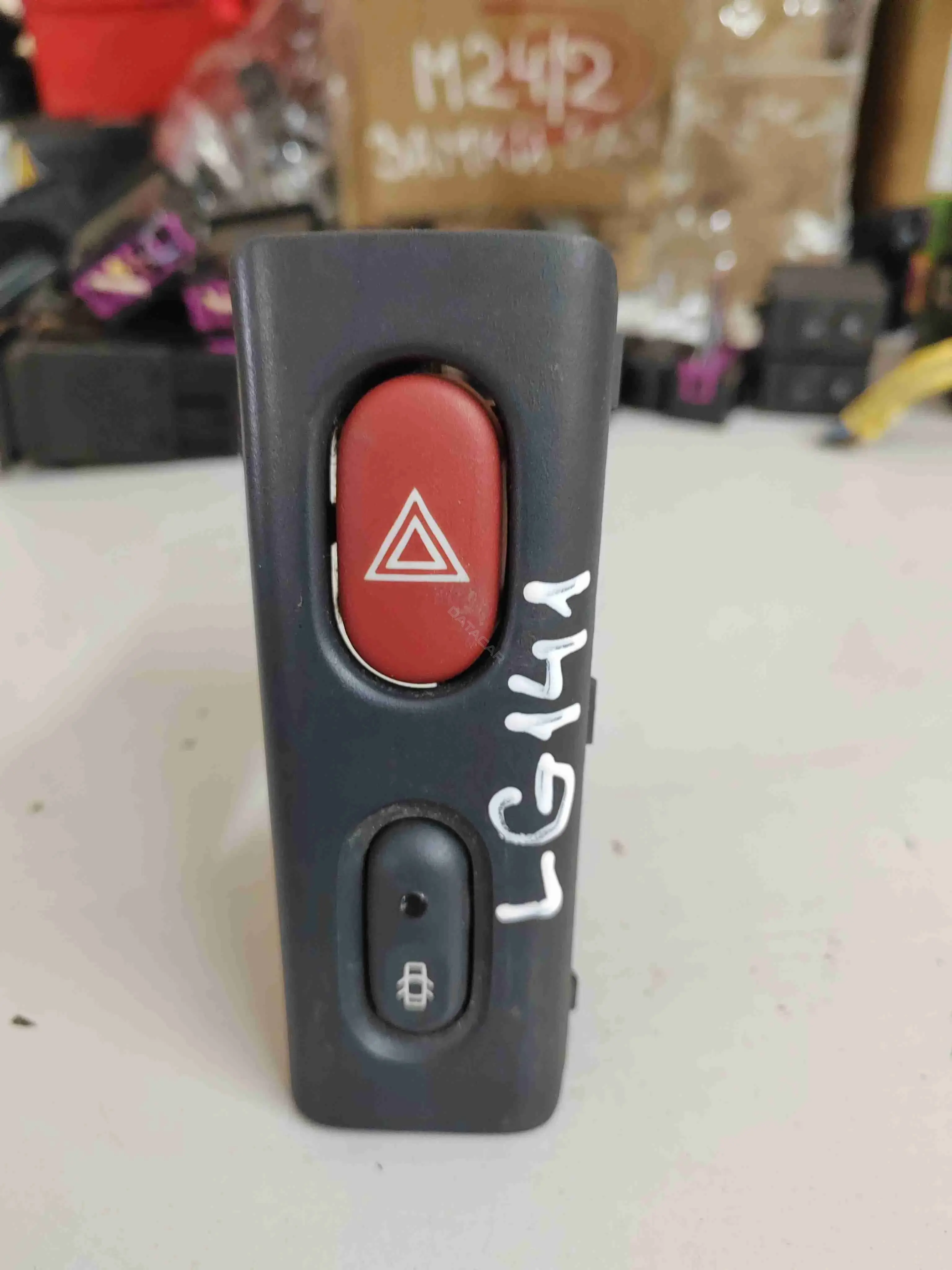 Кнопка аварийки 7700421089