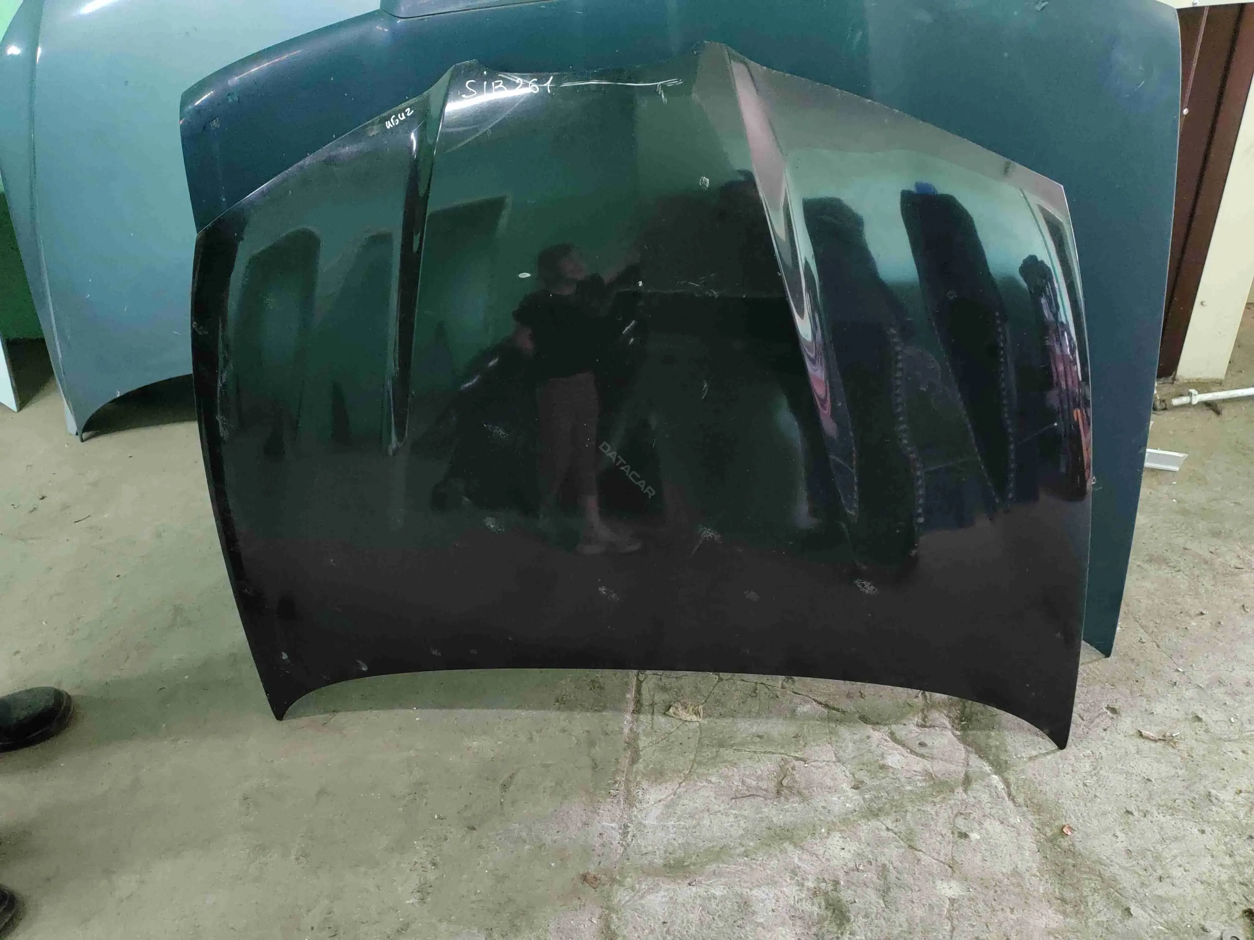 Капот SIB261