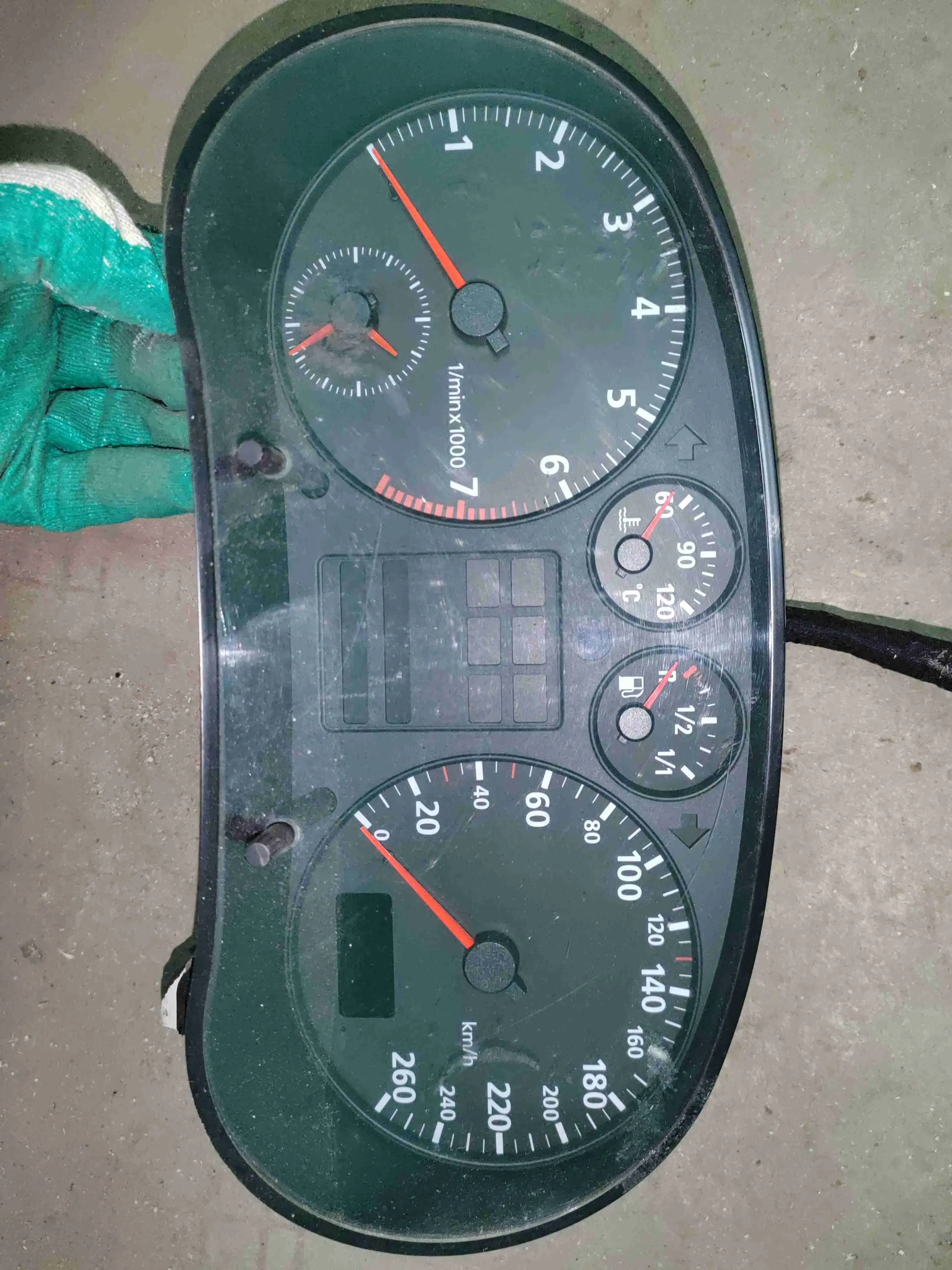 Панель приборов 8L0919860A