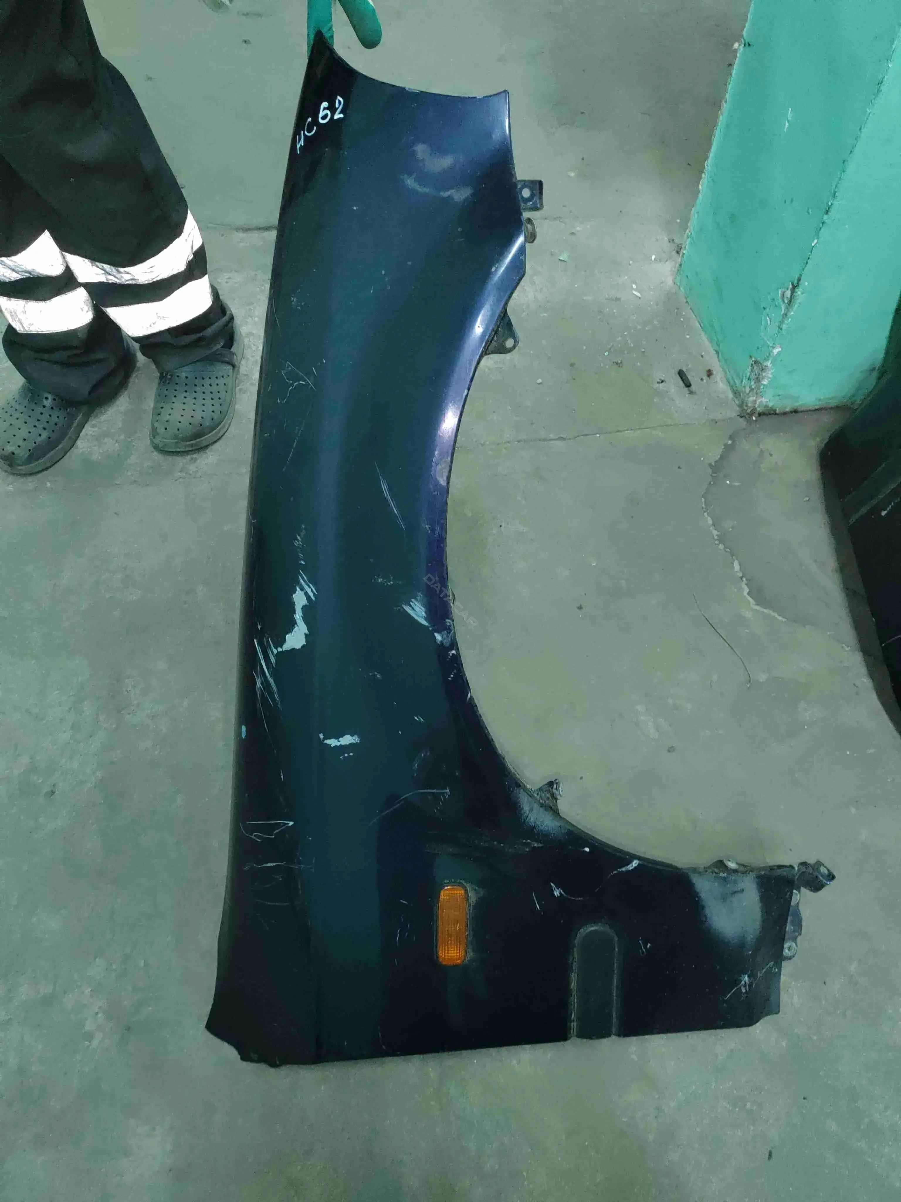Крыло переднее HC62