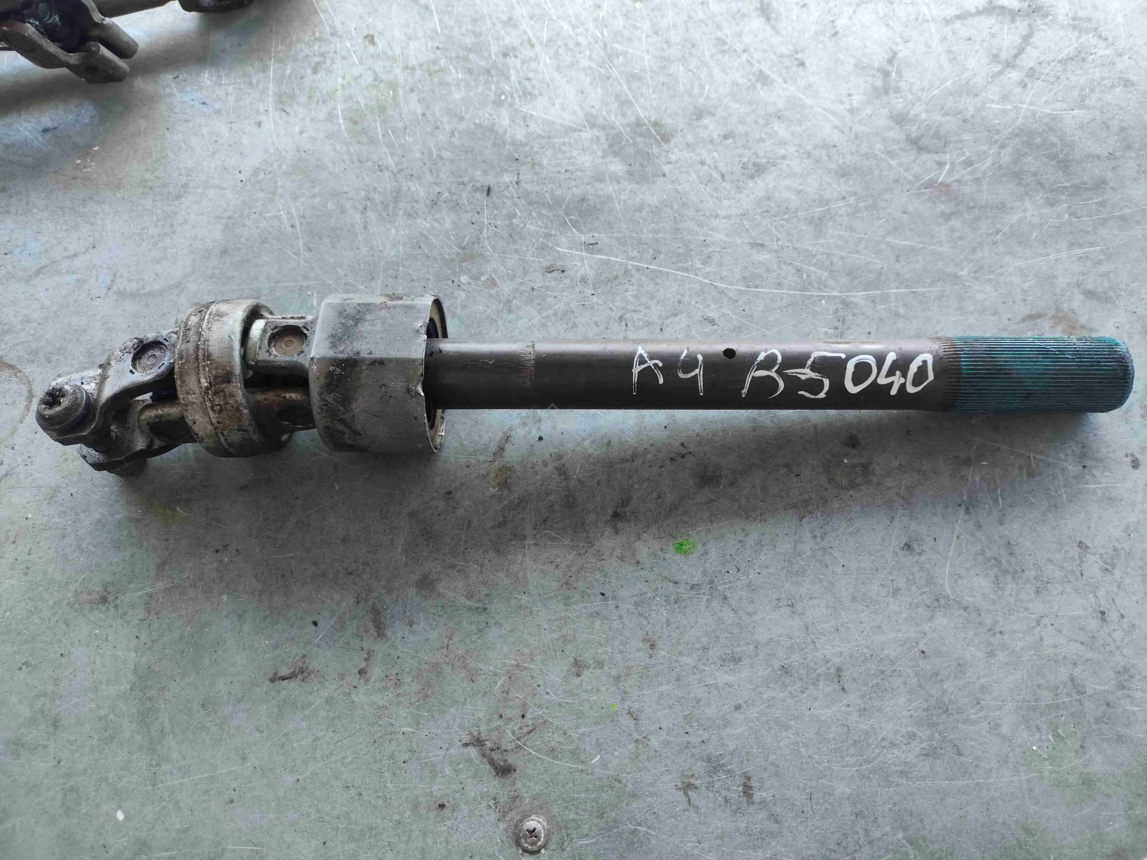 Рулевой карданчик A4B5040