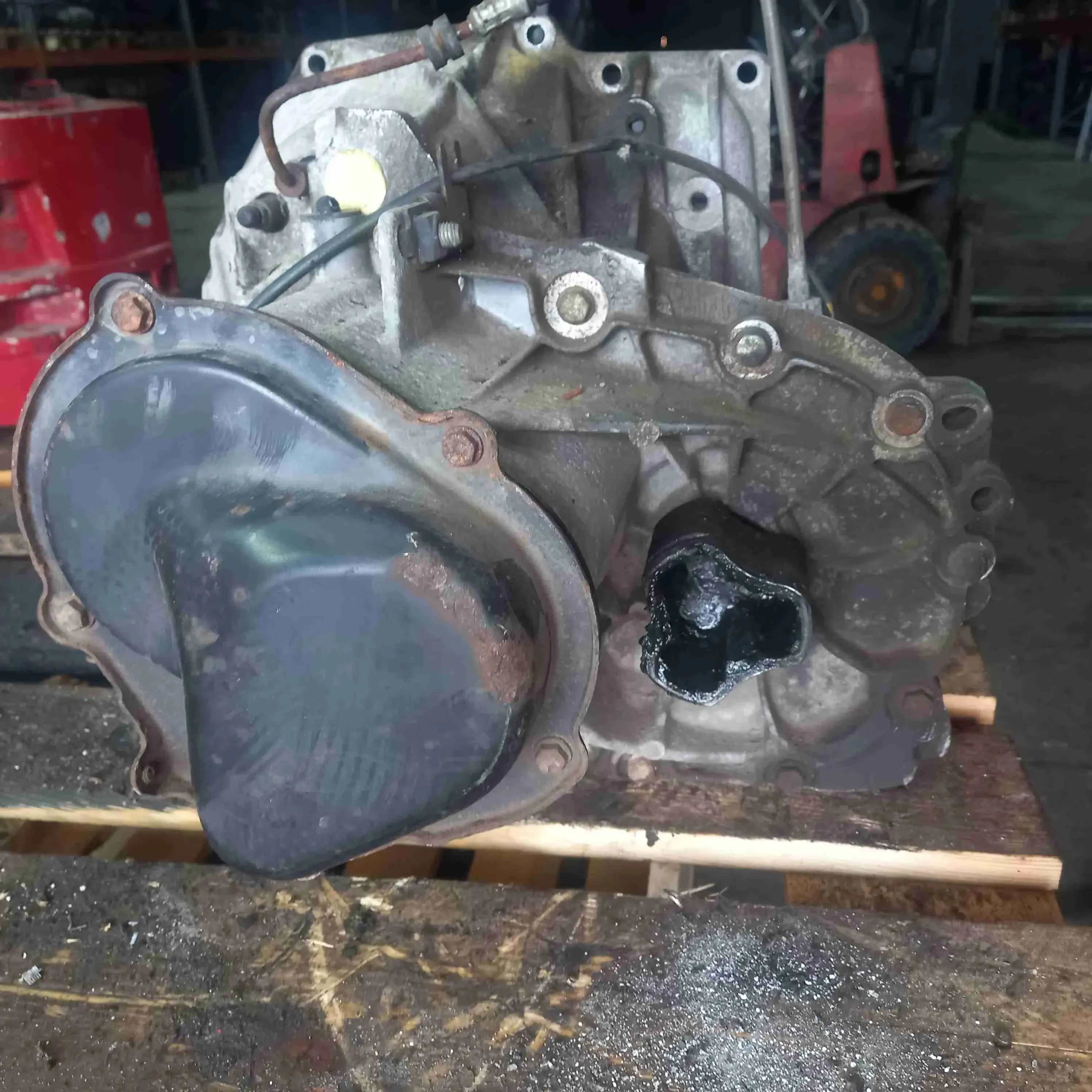 Механическая коробка передач (МКПП) 96wt7f096cg, 97wt7002bh