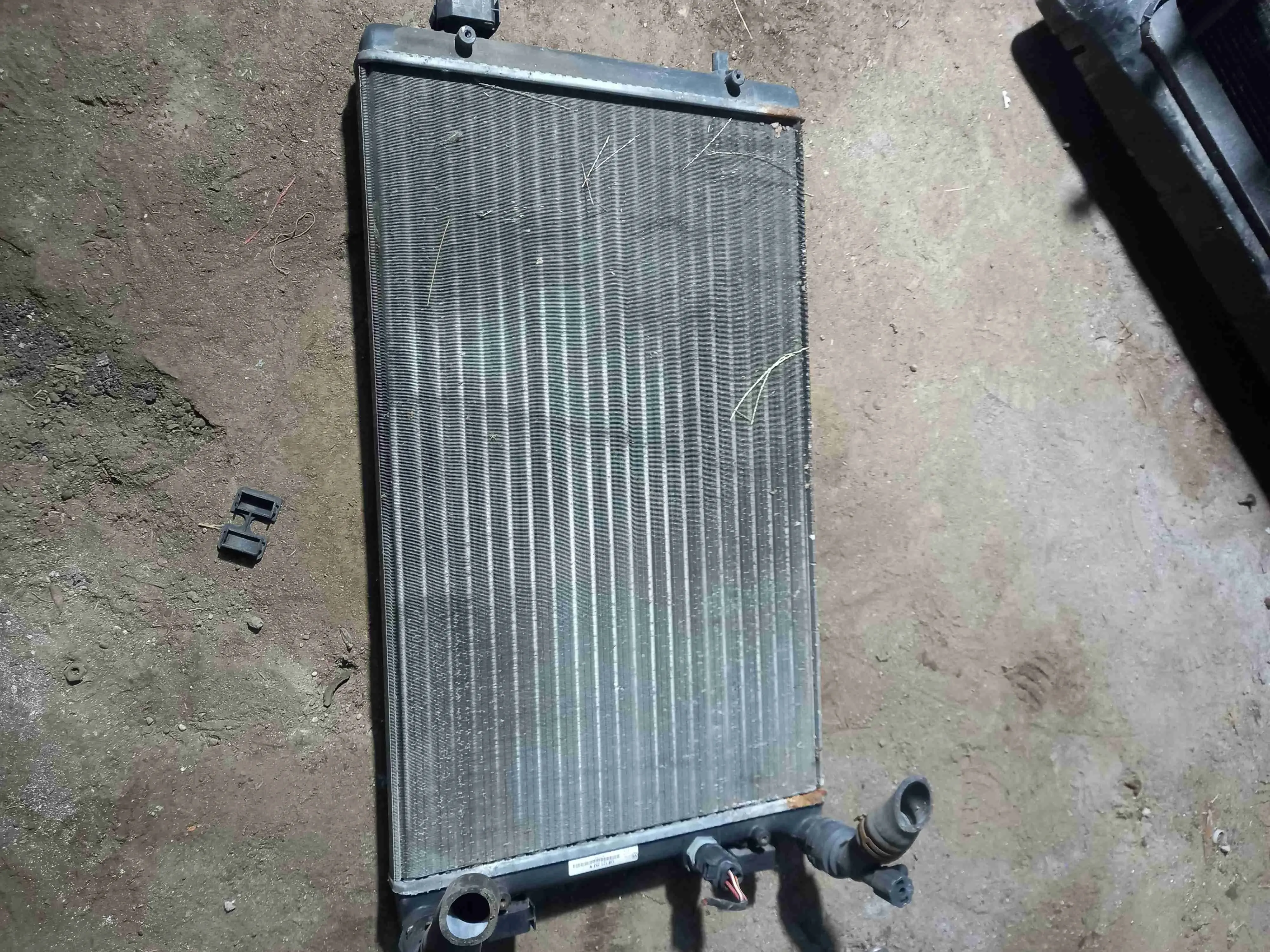 Радиатор охлаждения 1j0121253n