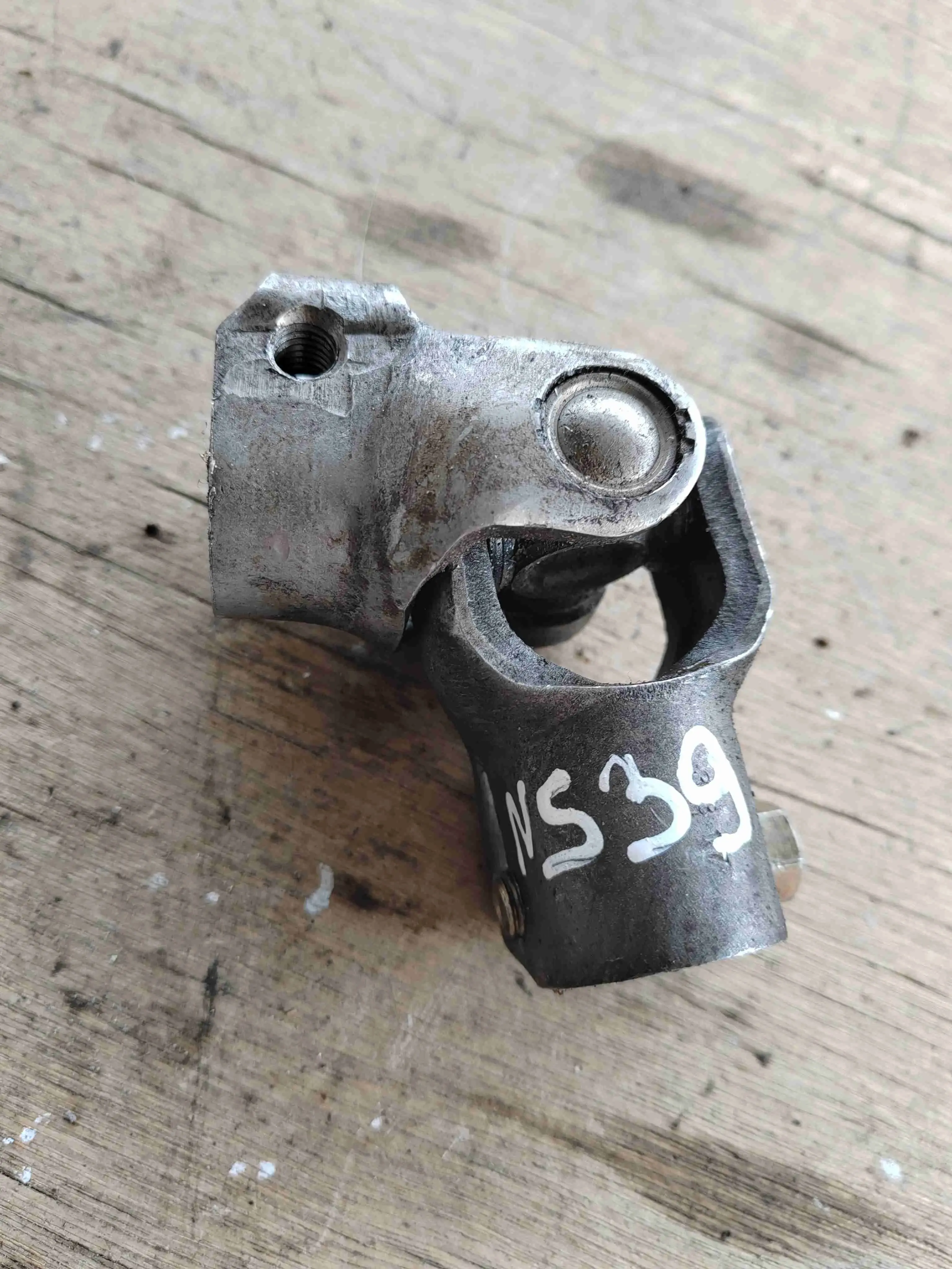 Рулевой карданчик NS39