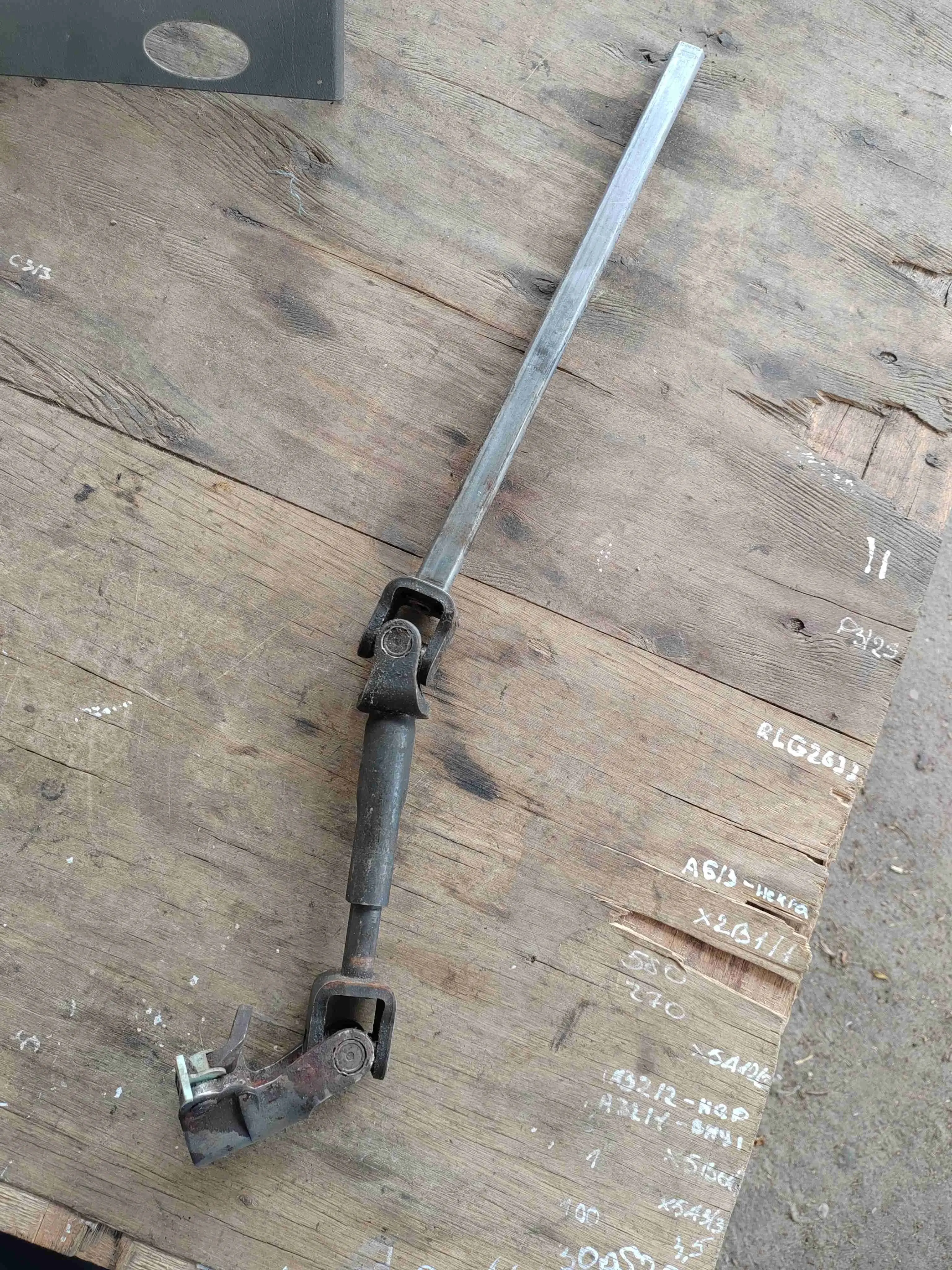 Рулевой карданчик FG1599