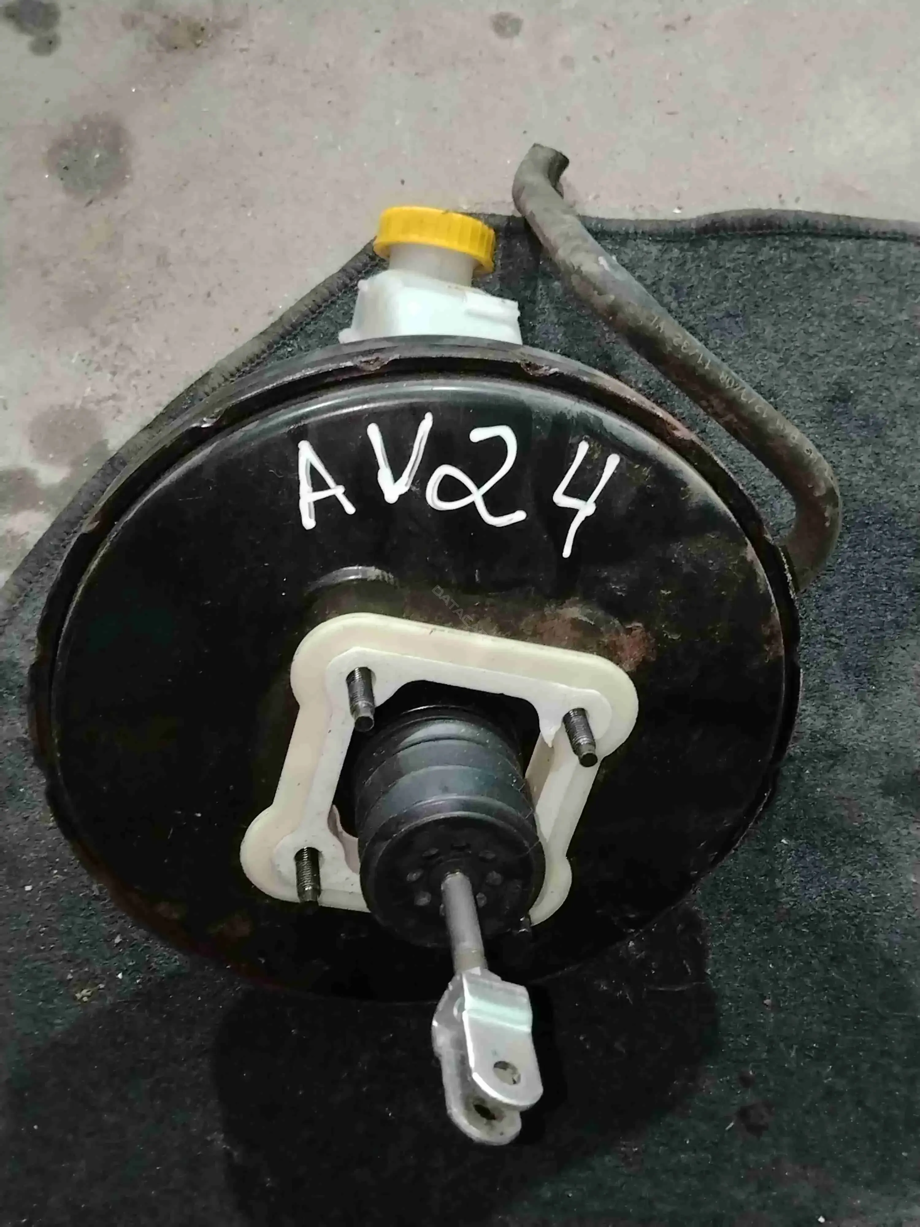 Вакуумный усилитель тормозов AV24