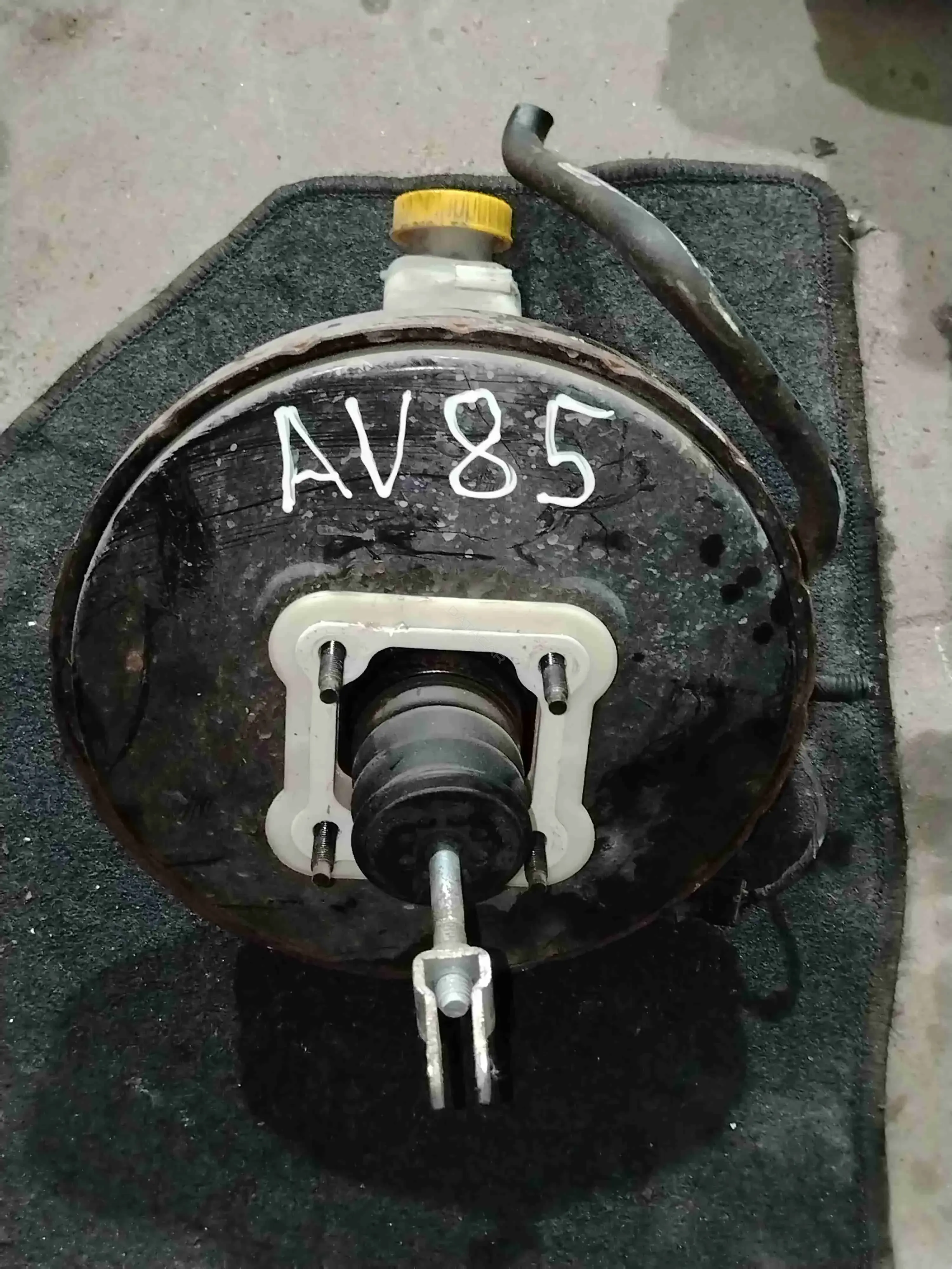 Вакуумный усилитель тормозов AV85