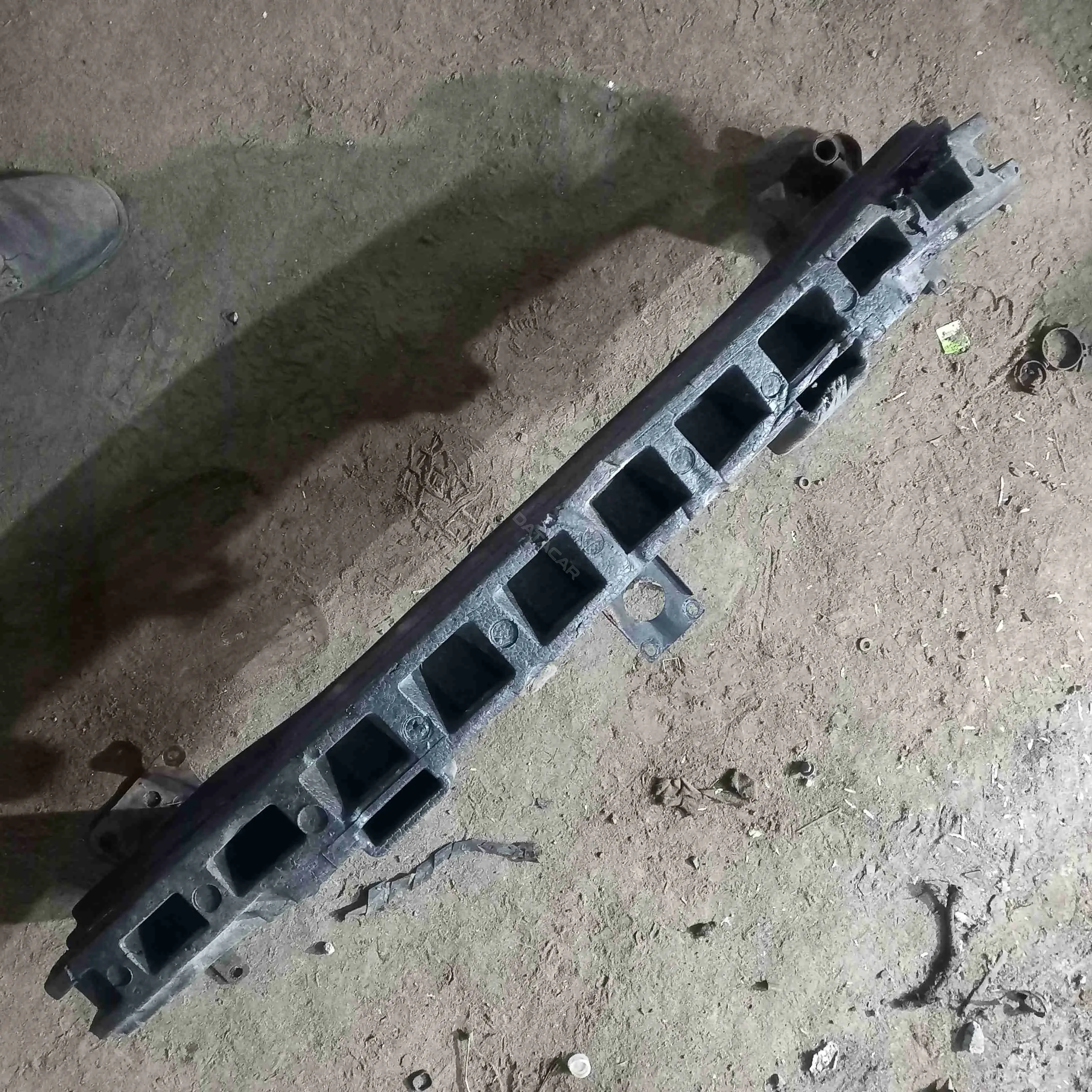 Усилитель бампера G59640