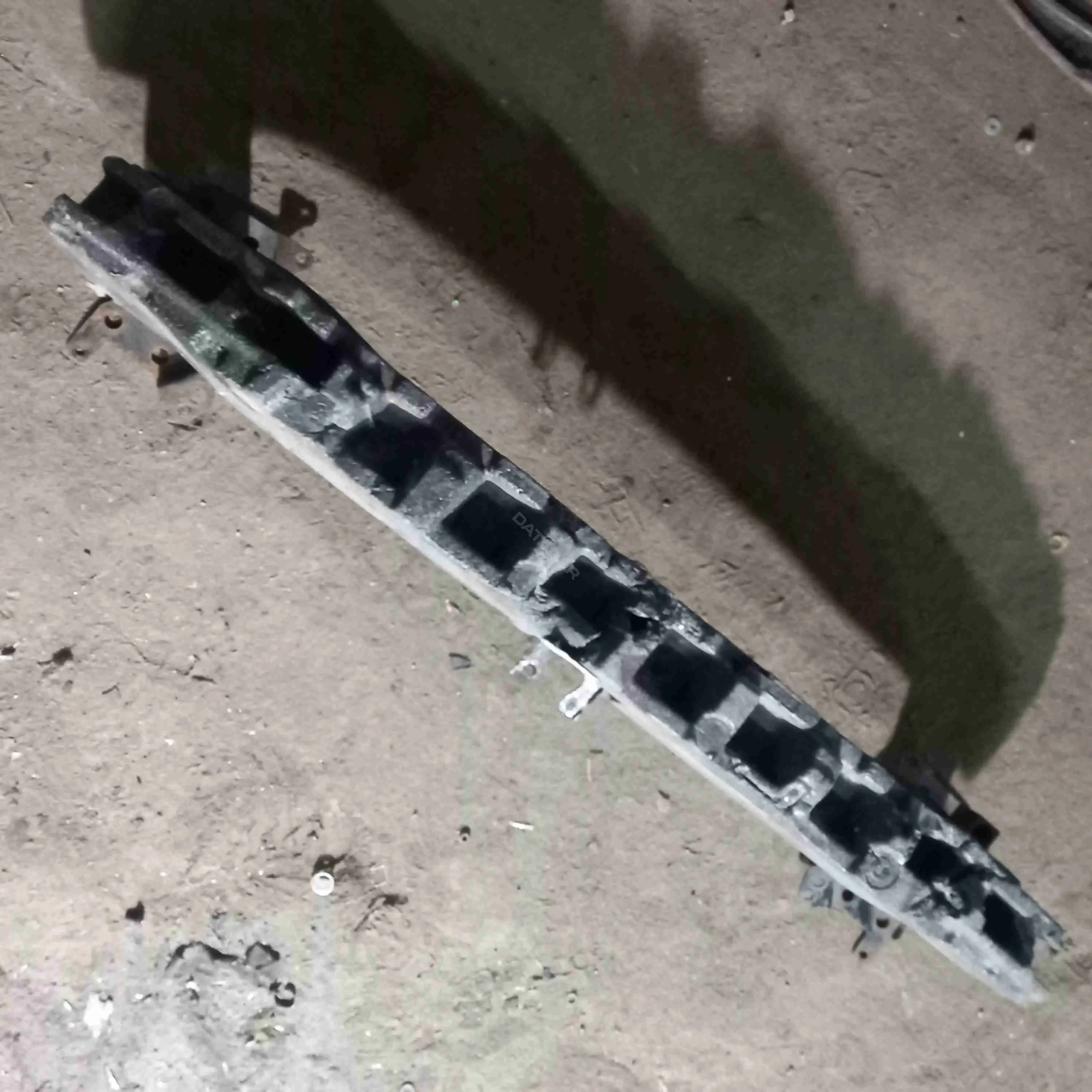 Усилитель бампера G58635