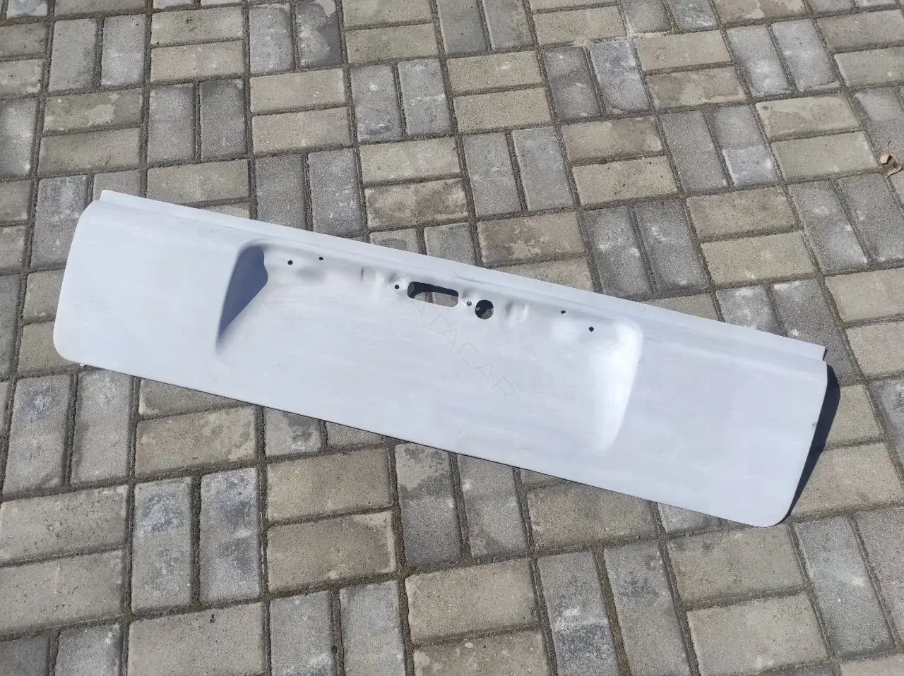Крышка багажника 41163108