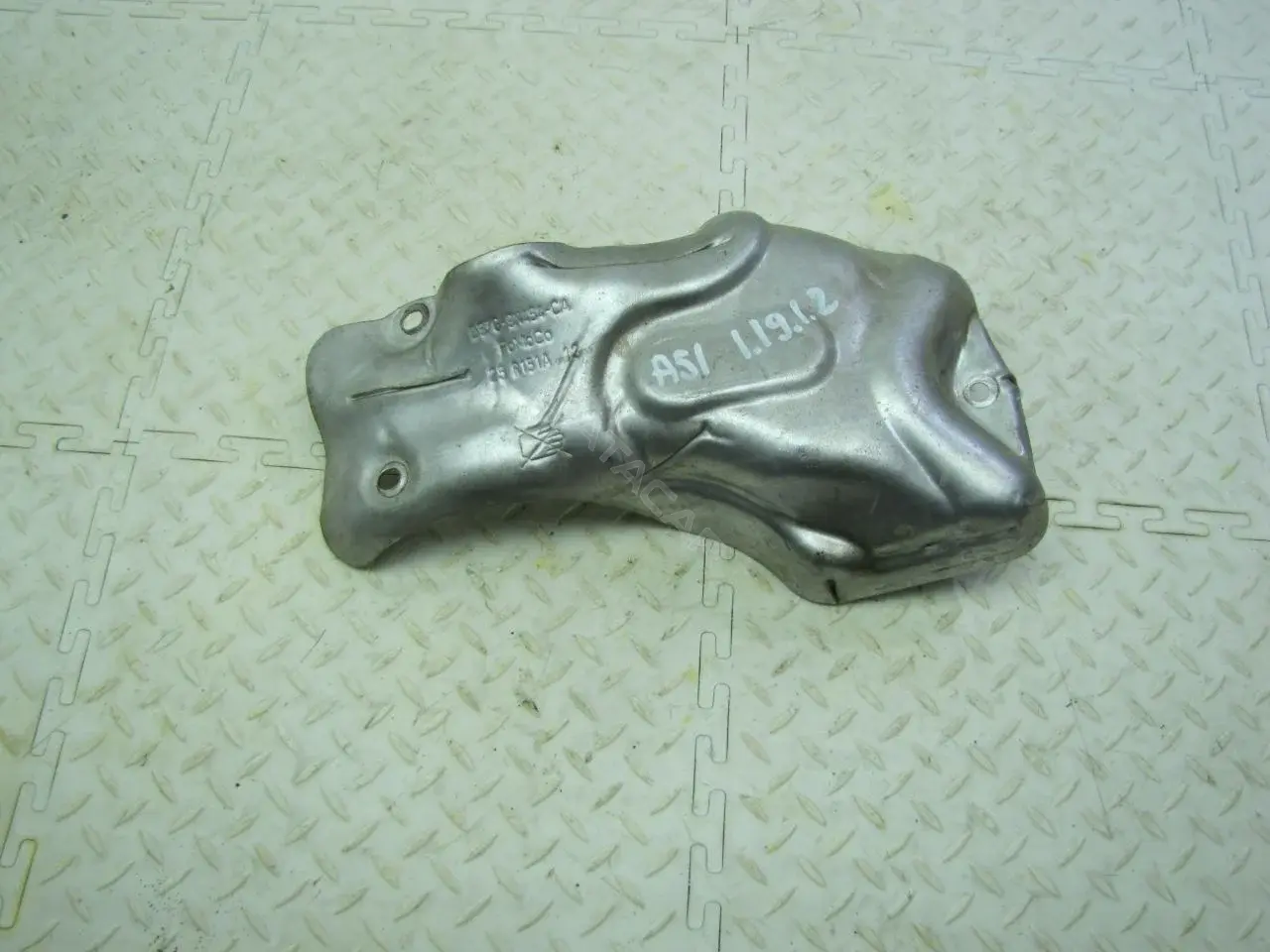 Тепловой экран глушителя DS7G9N454CA