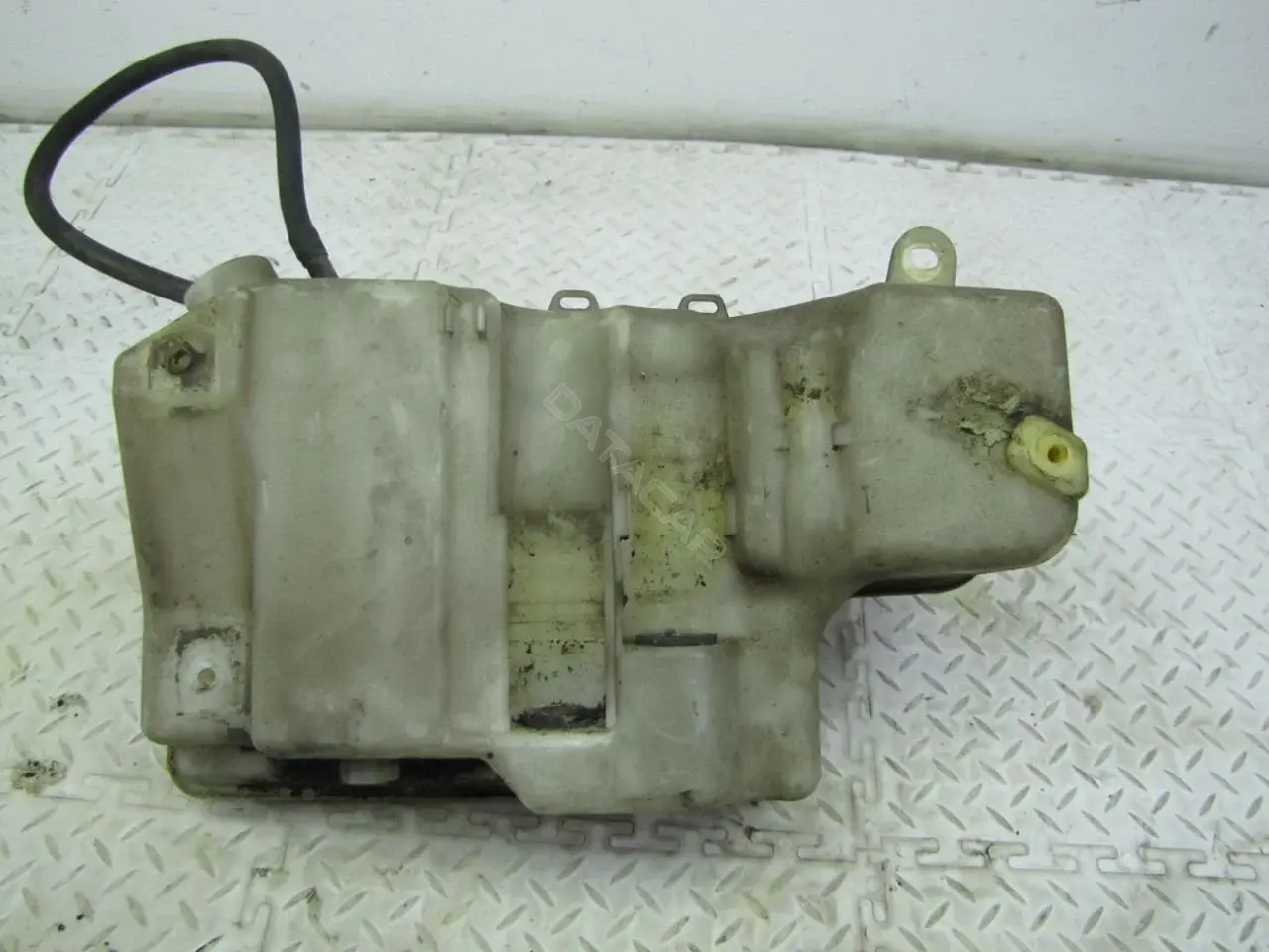 Бачок омывателя 7009124