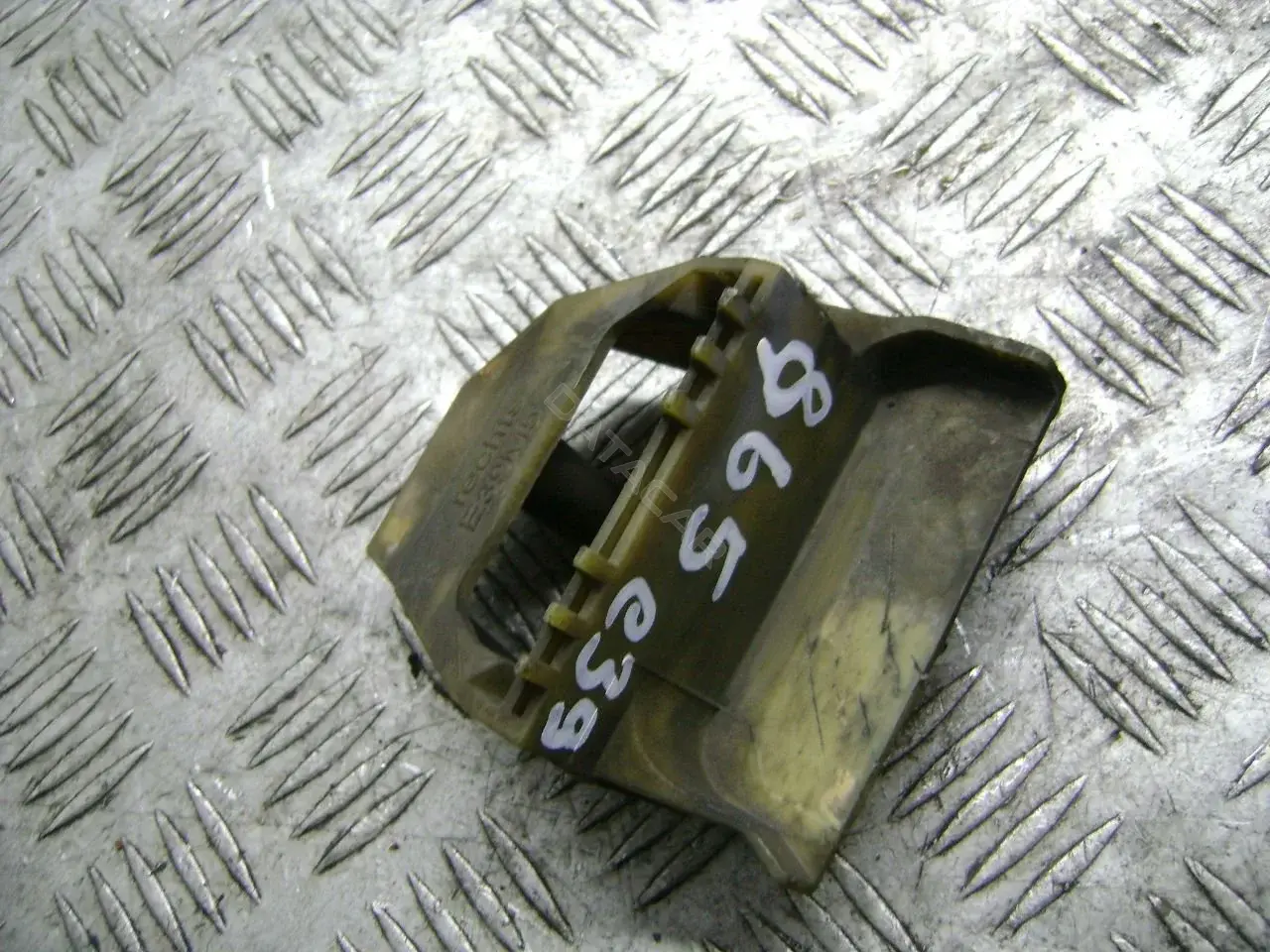 Кронштейн радиатора 2247894