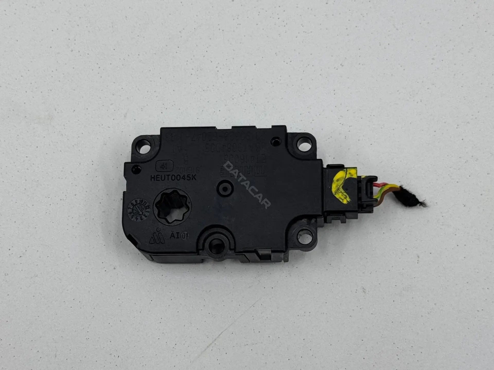 Мотор заслонки печки ET416003, HEUT0045K, ZBAT0084D03