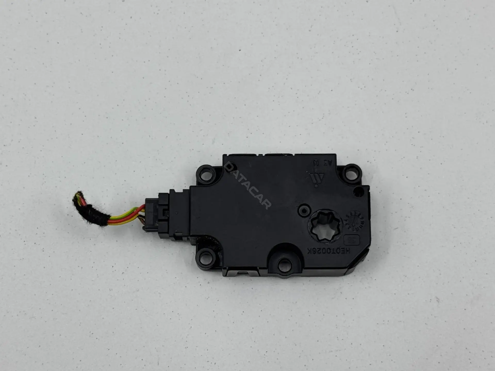 Мотор заслонки печки ET416003, HEUT0045K, ZBAT0084D03