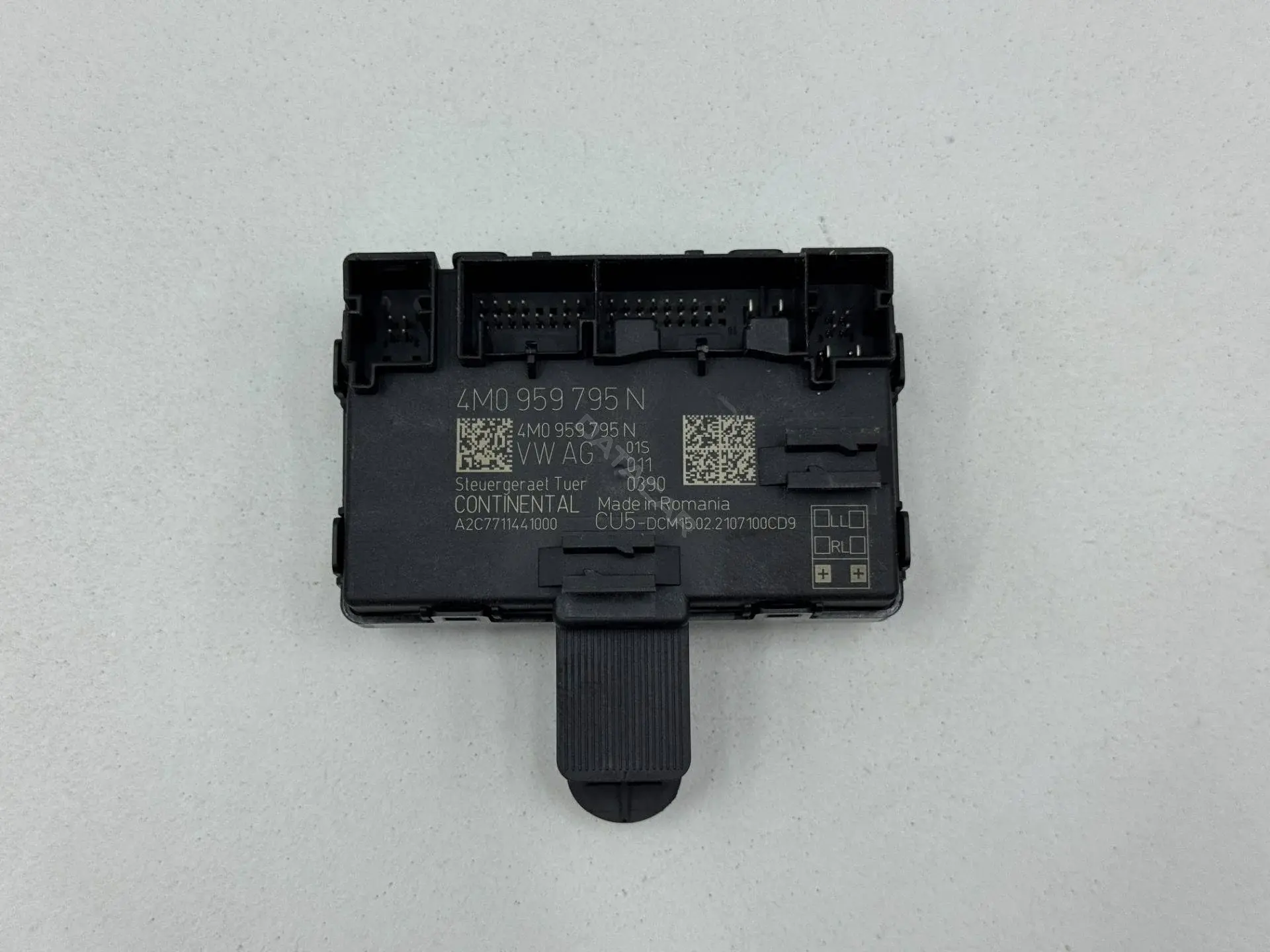 Блок управления двери 4M0959795N