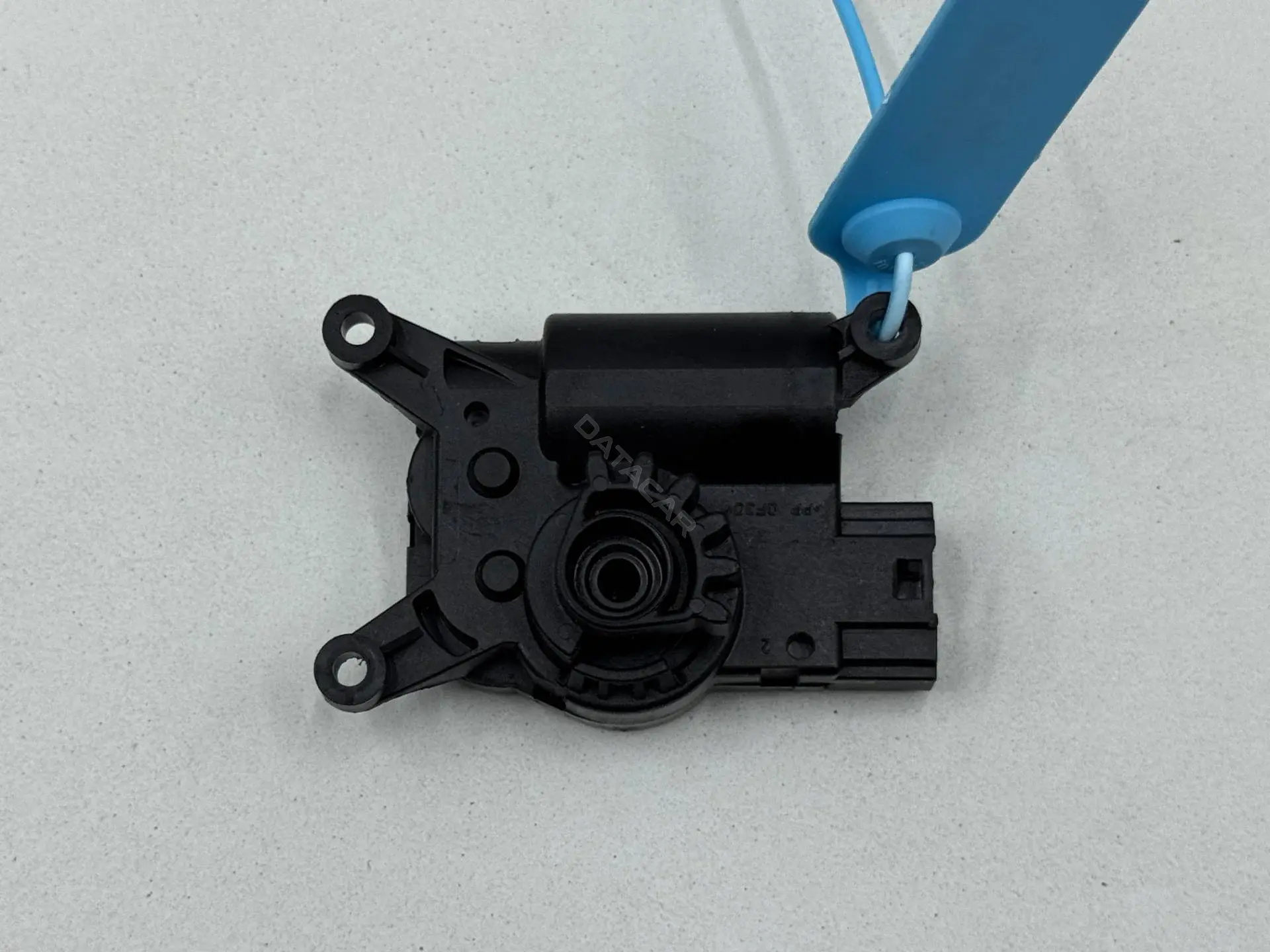 Мотор заслонки печки MR113800-4211