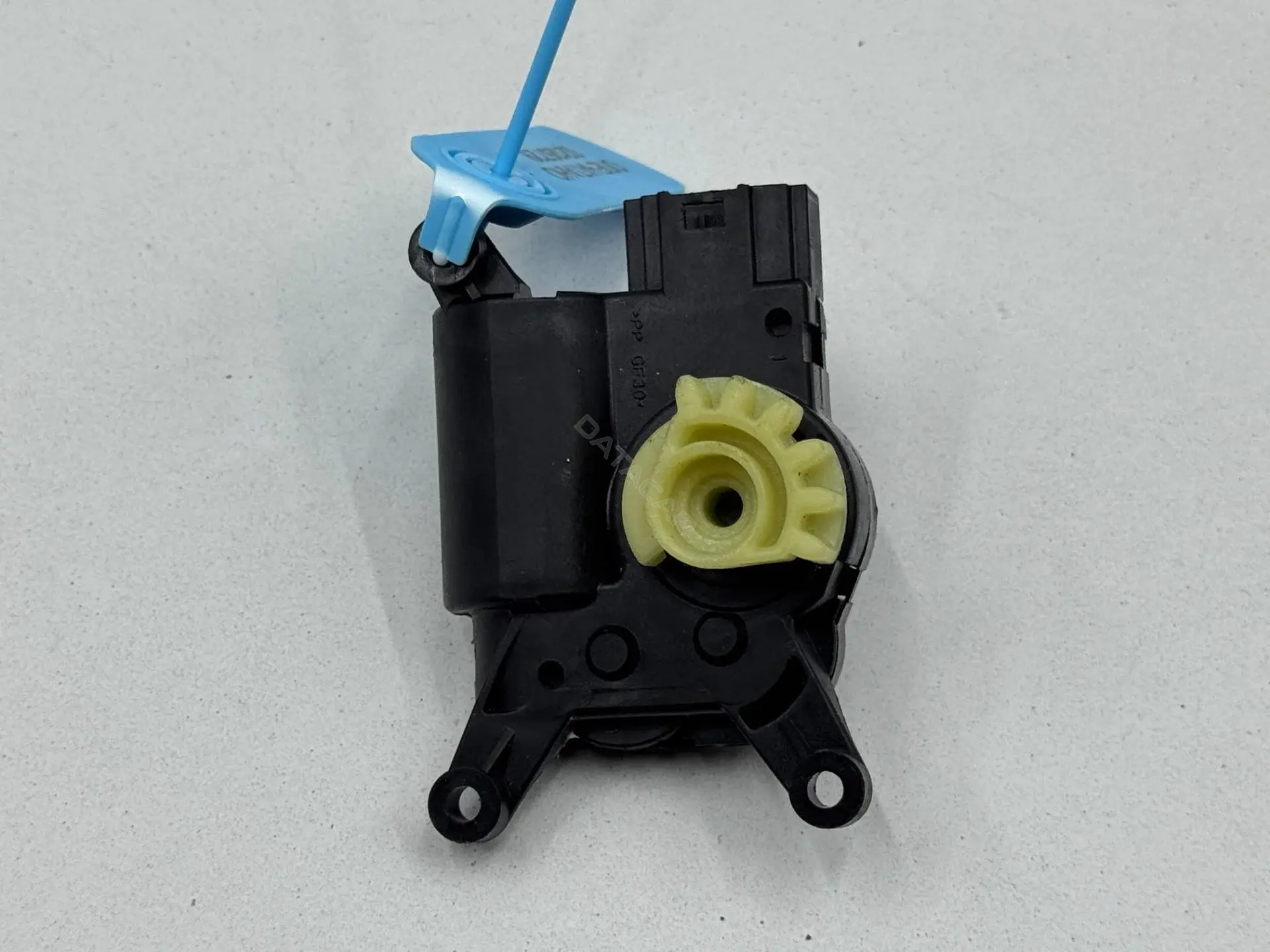 Мотор заслонки печки MR113800-4211