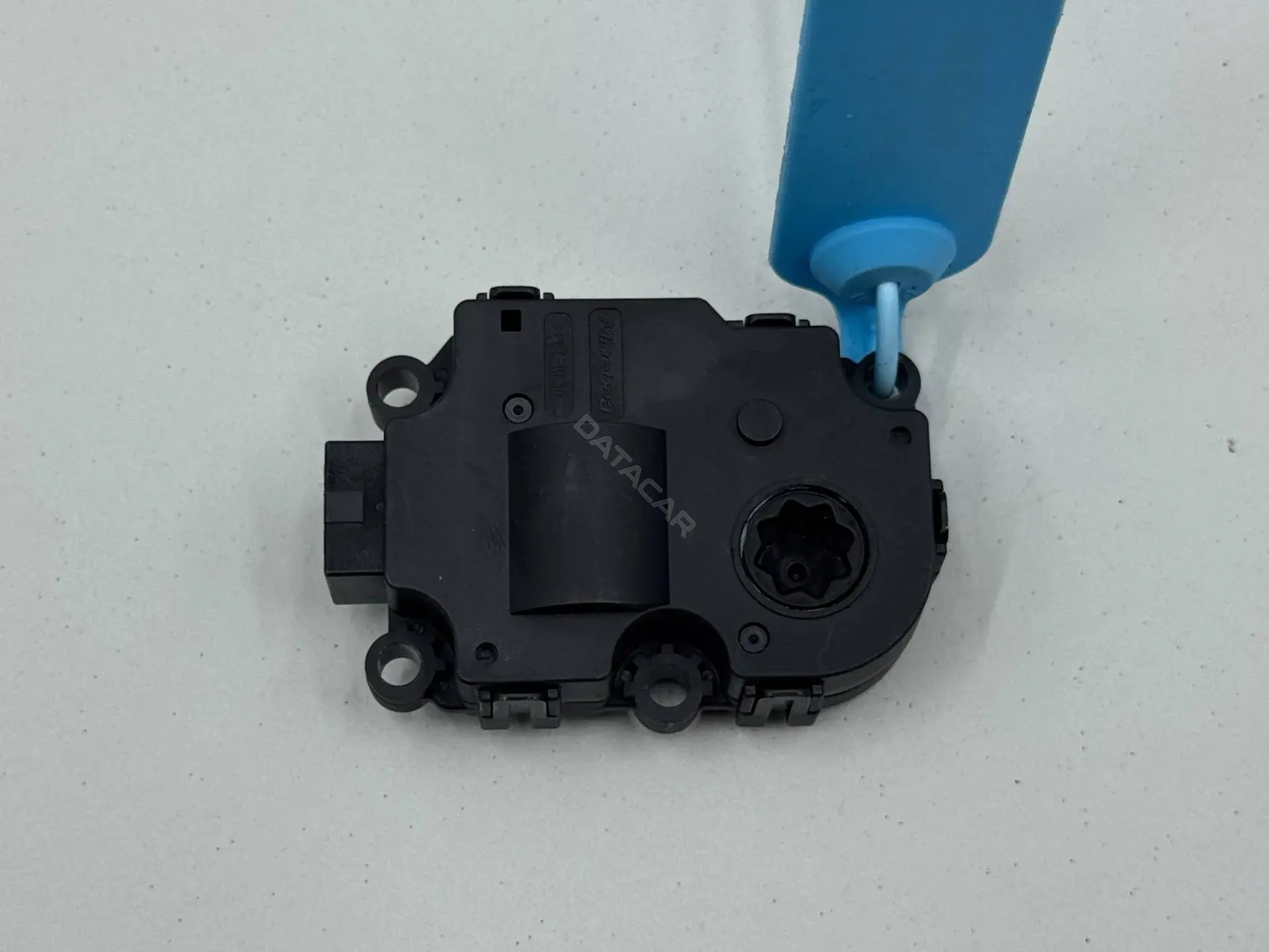 Мотор заслонки печки 030621KA, HALL480VLH2, T60223C