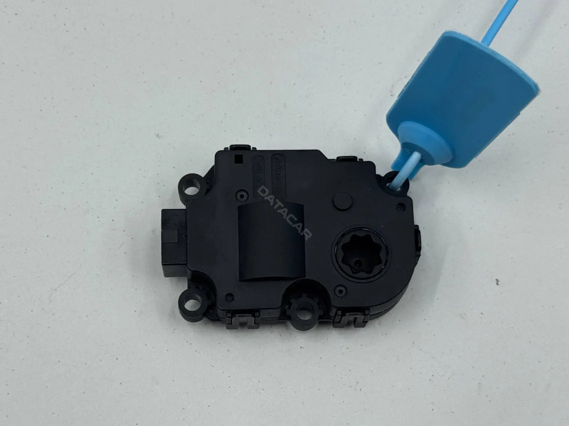 Мотор заслонки печки 030621KA, HALL480VLH2, T60223C