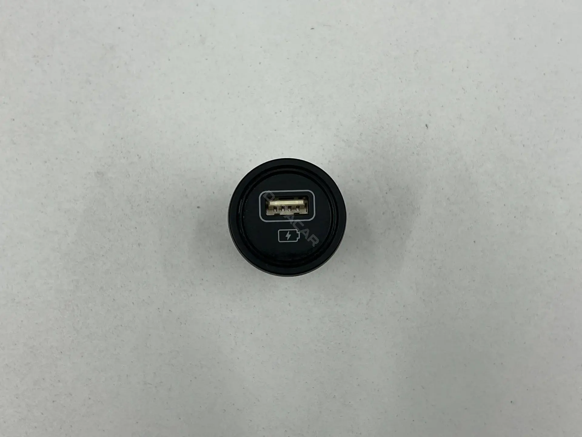 Разъем AUX / USB 96125L2200