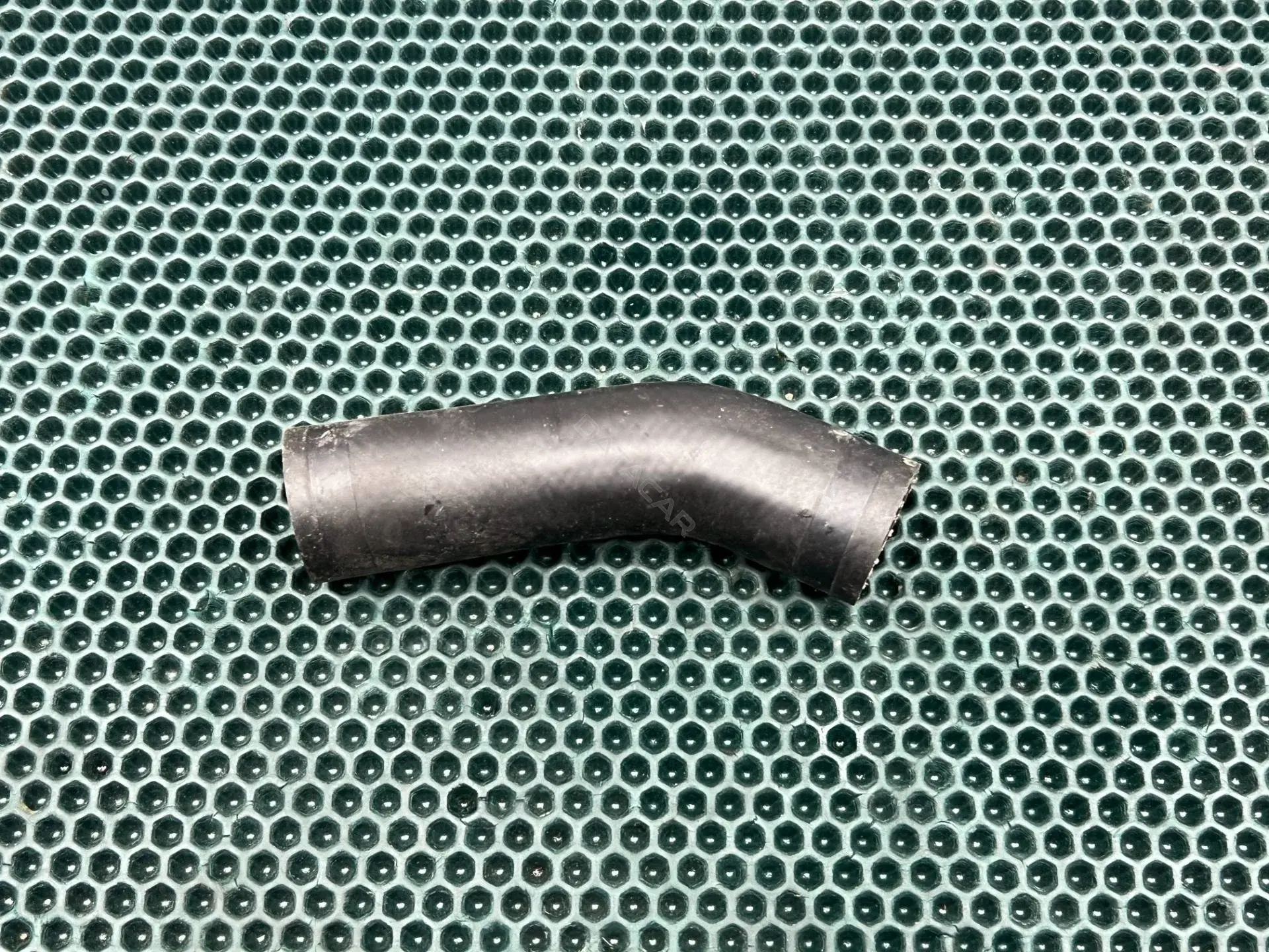 Патрубки системы охлаждения 01704944