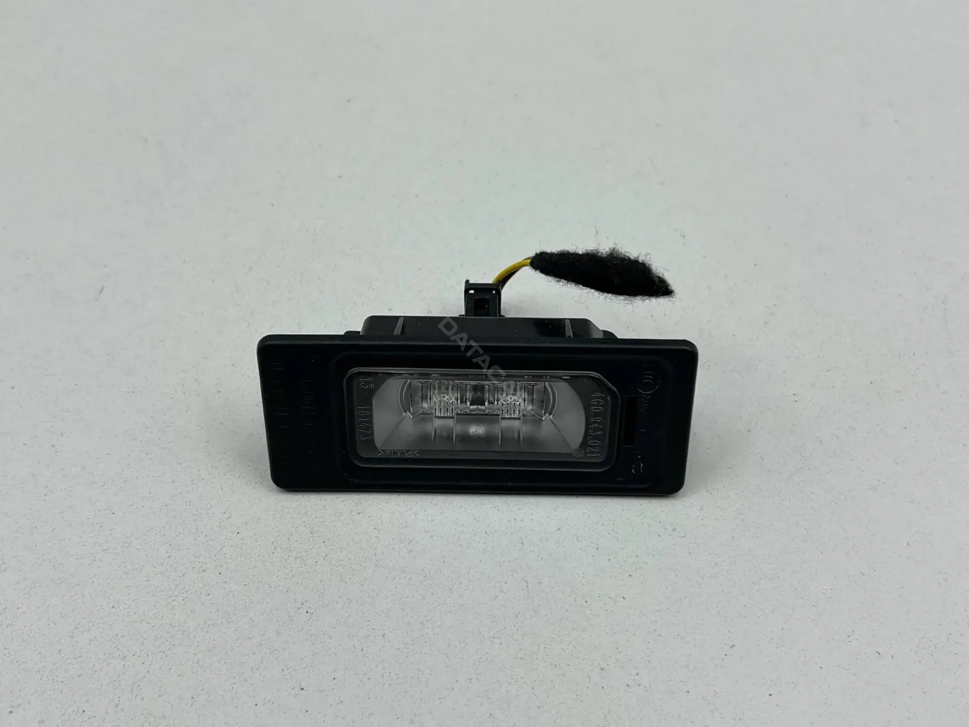 Фонарь подсветки номерного знака 4G0943021