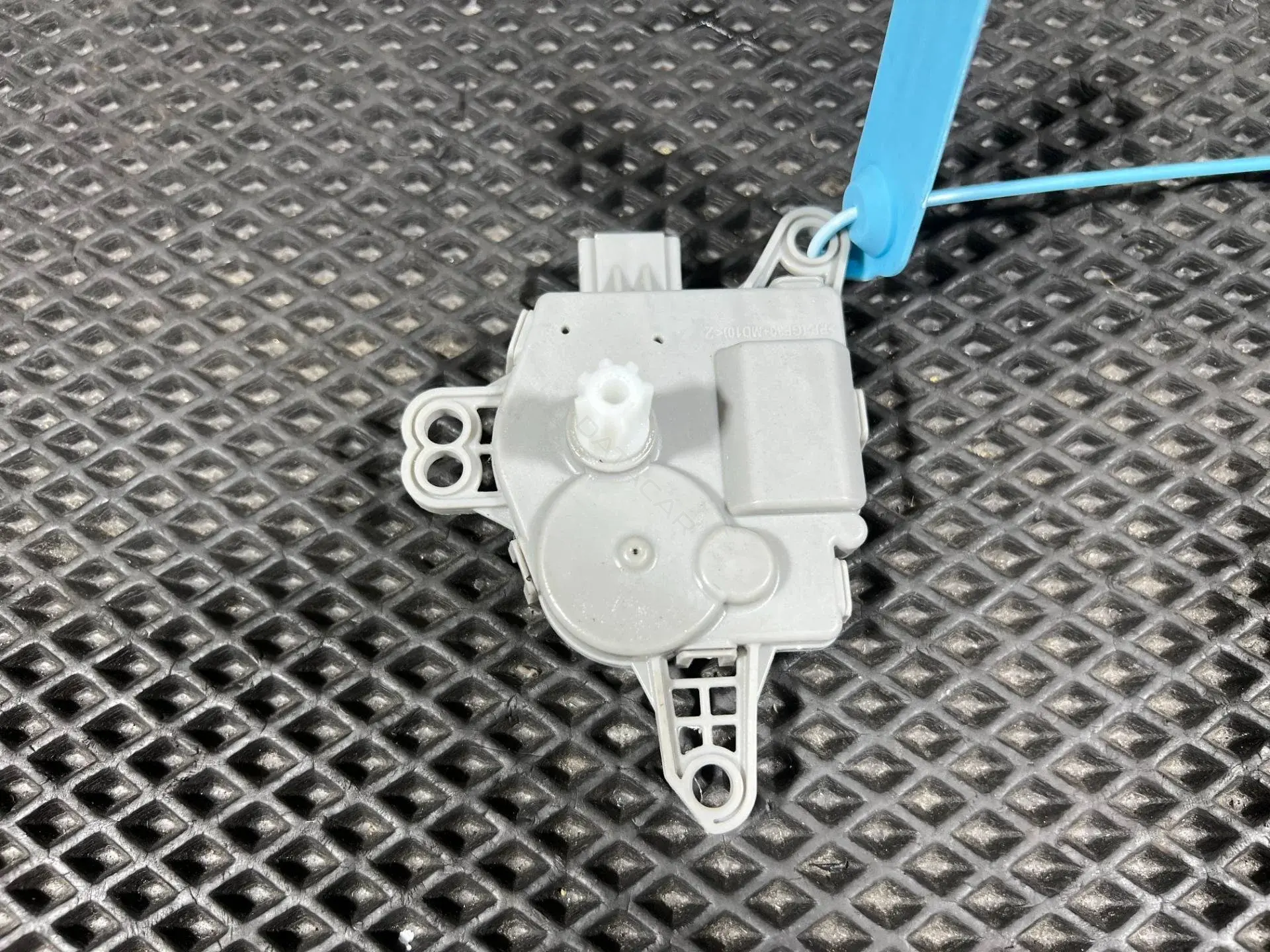 Мотор заслонки печки EA1F1-DN8AB02