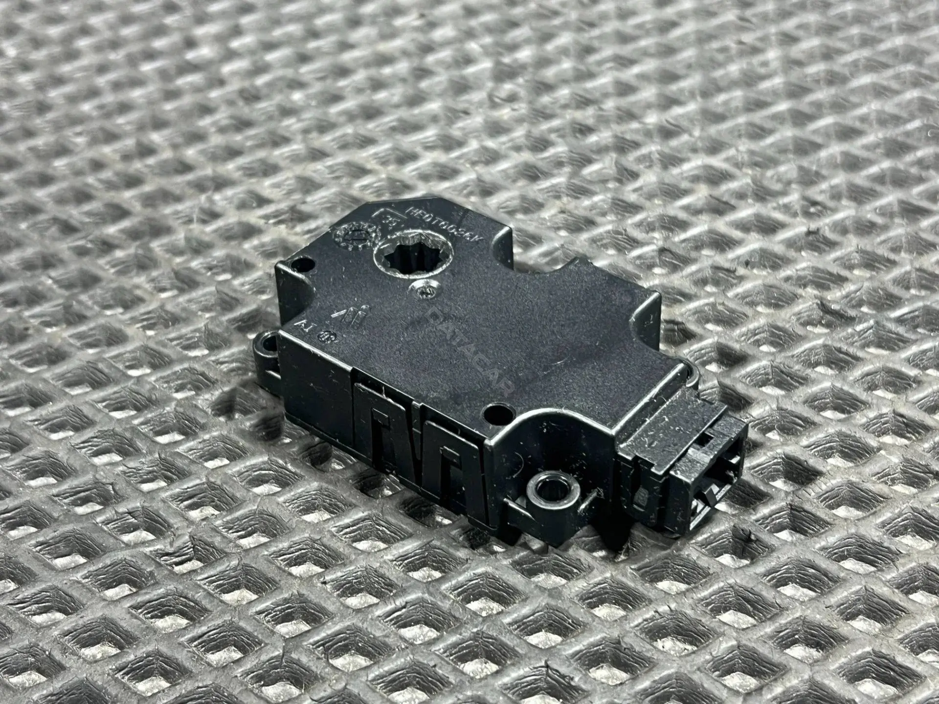 Мотор заслонки печки ZBAT0084D03