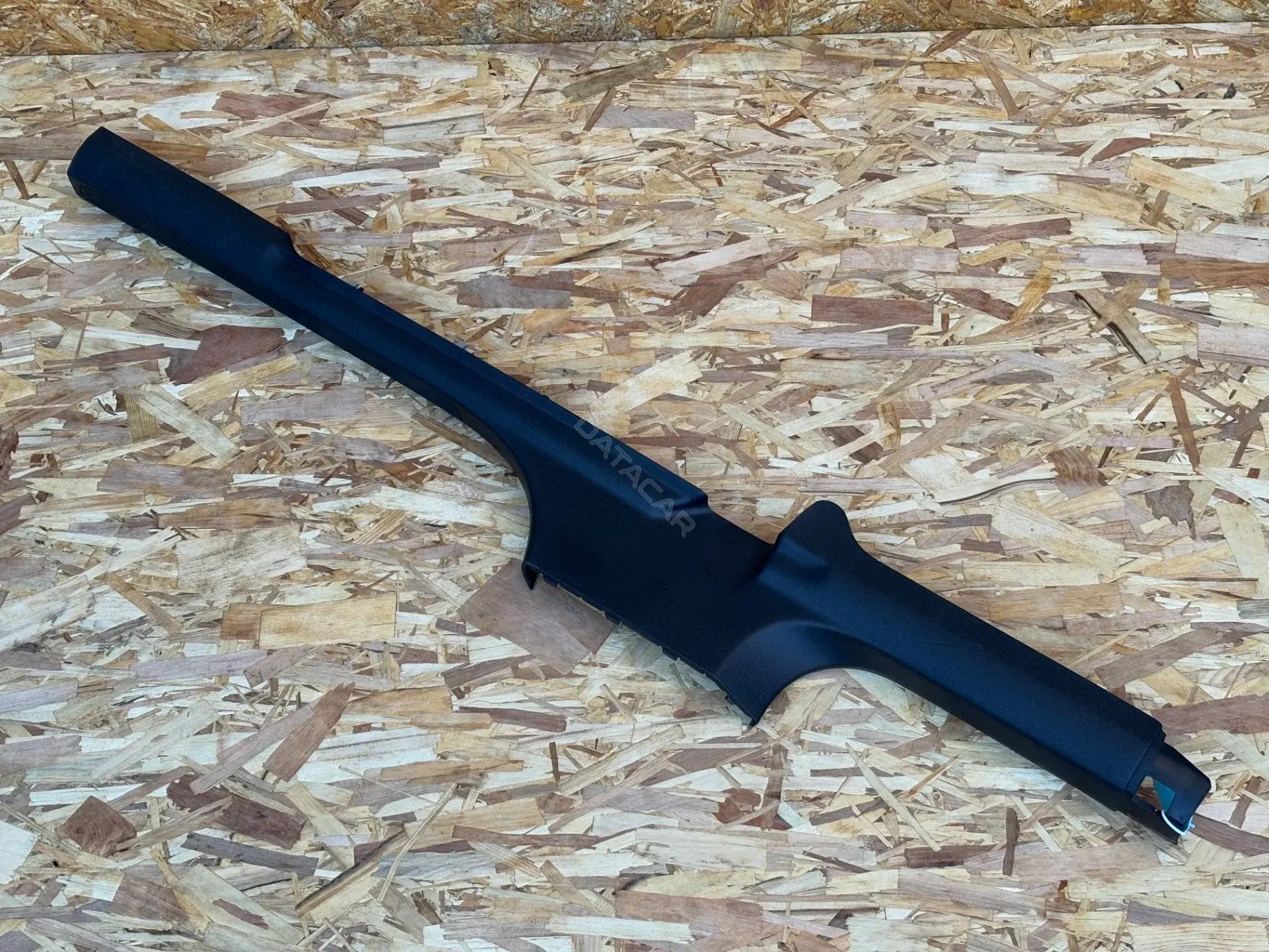 Накладка на порог 2GJ853371