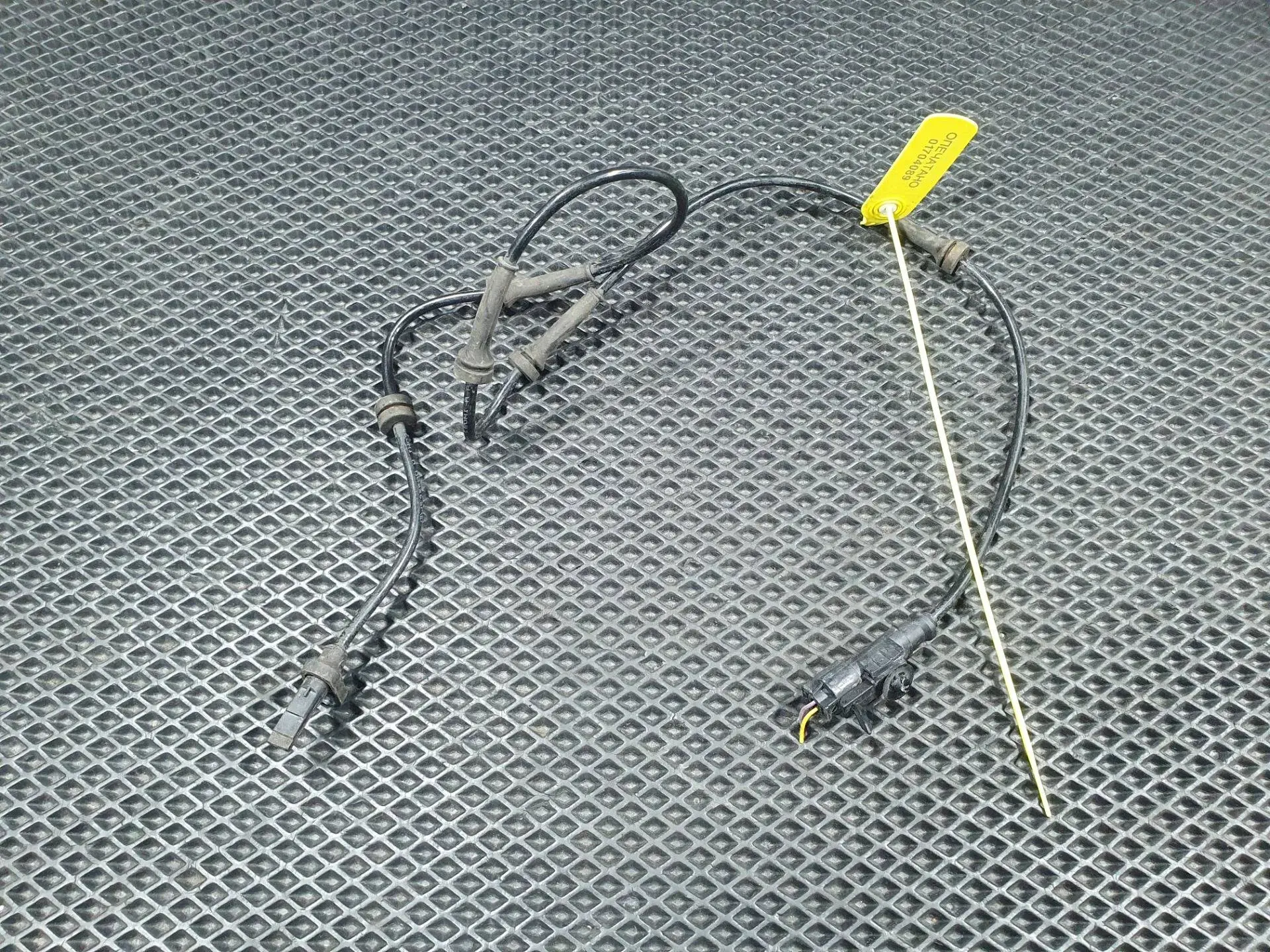 Датчик АБС CPLA2C204AB, LR033461