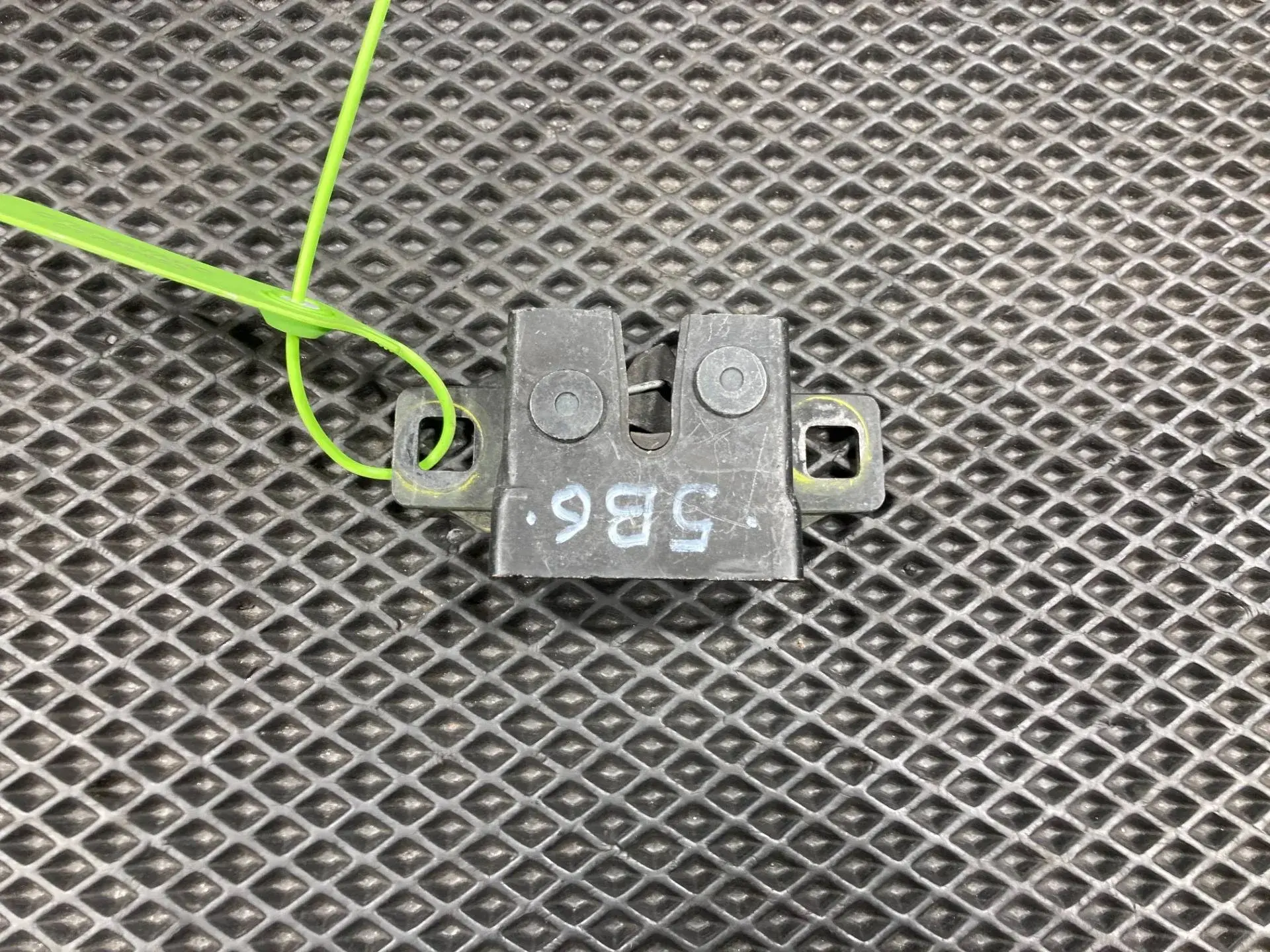 Замок капота 5H2216700BE, C2Z32581, FPS500020
