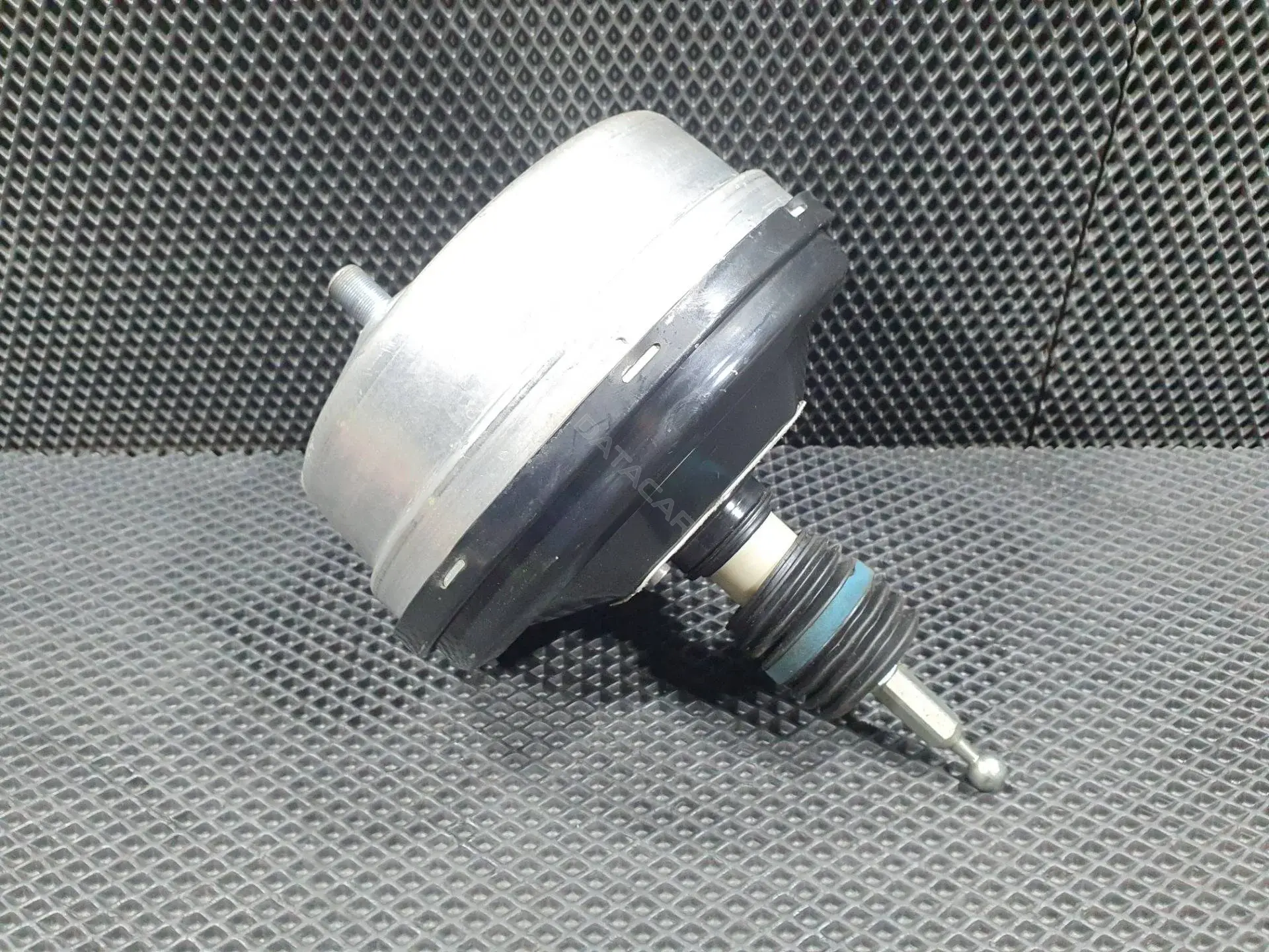 Вакуумный усилитель тормозов 8W0612103G