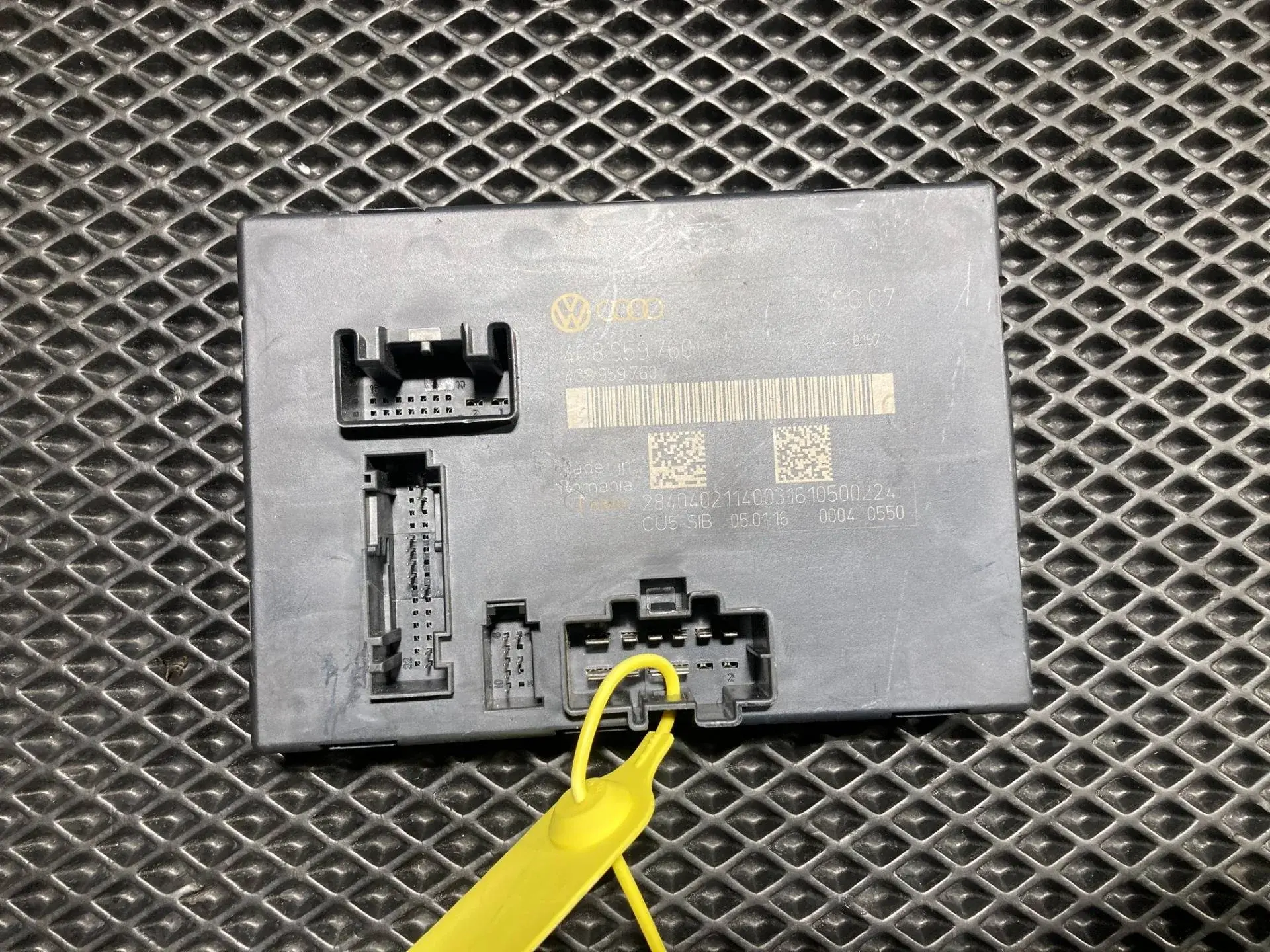 Блок управления сиденьем 4G8959760