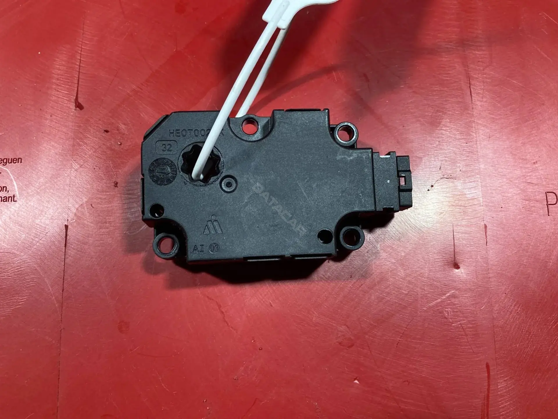 Мотор заслонки печки ET416003, ZBAT0084D03