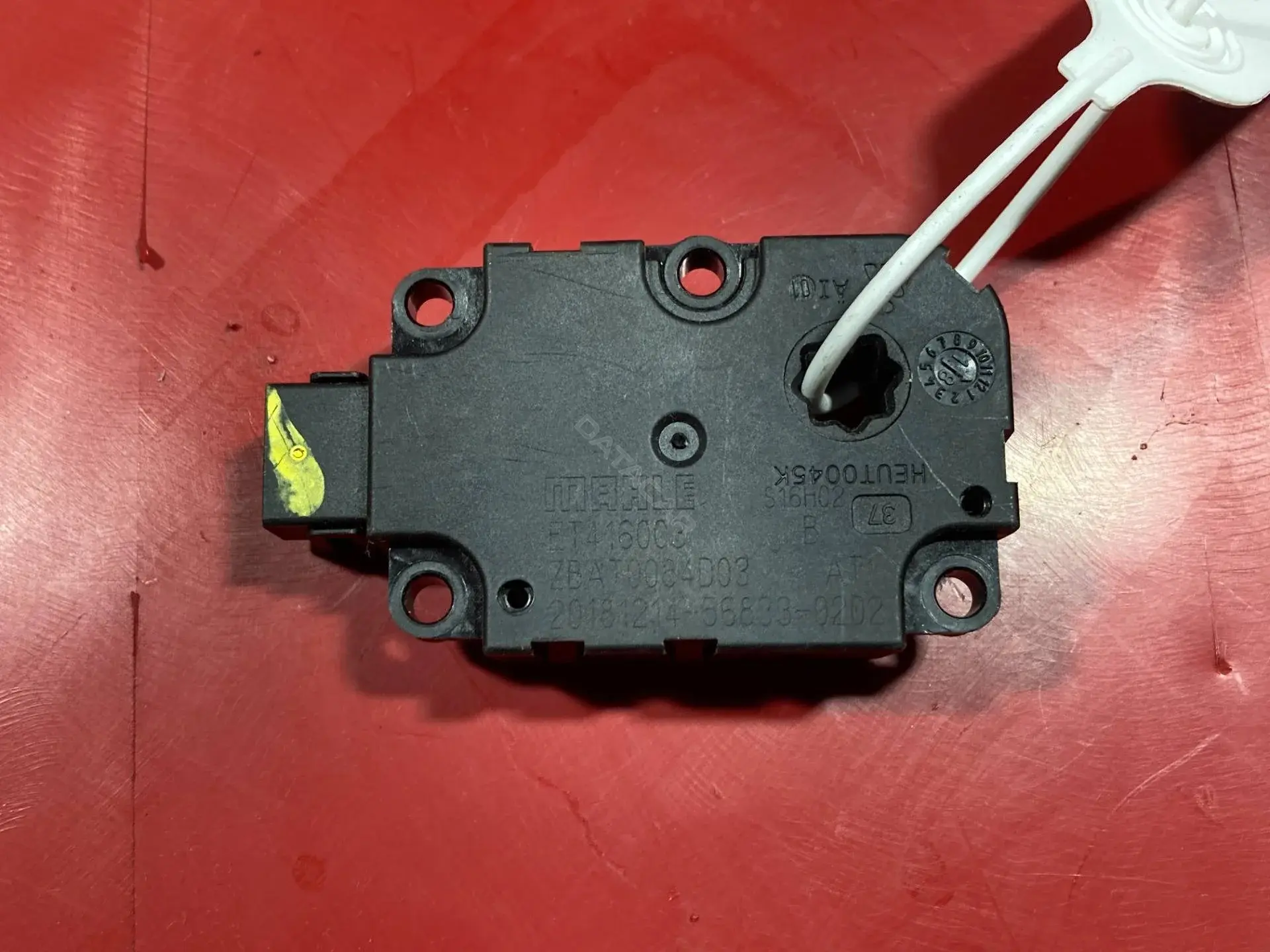 Мотор заслонки печки ET416003, ZBAT0084D03
