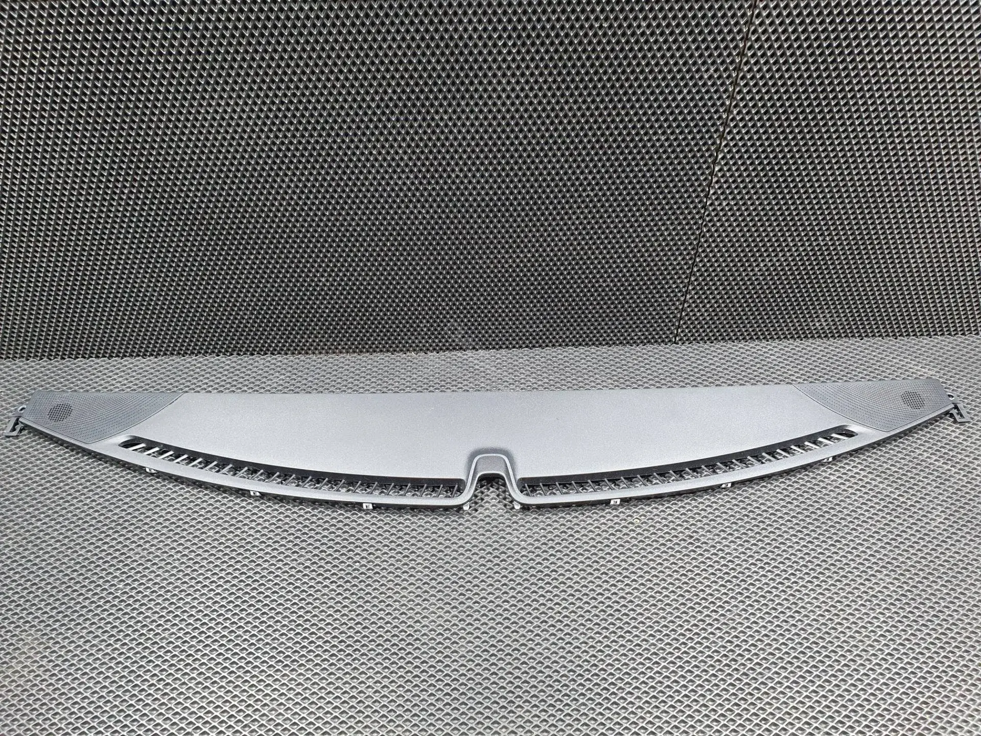 Панель передняя салона (торпедо) M1PB-63046B62-AFW