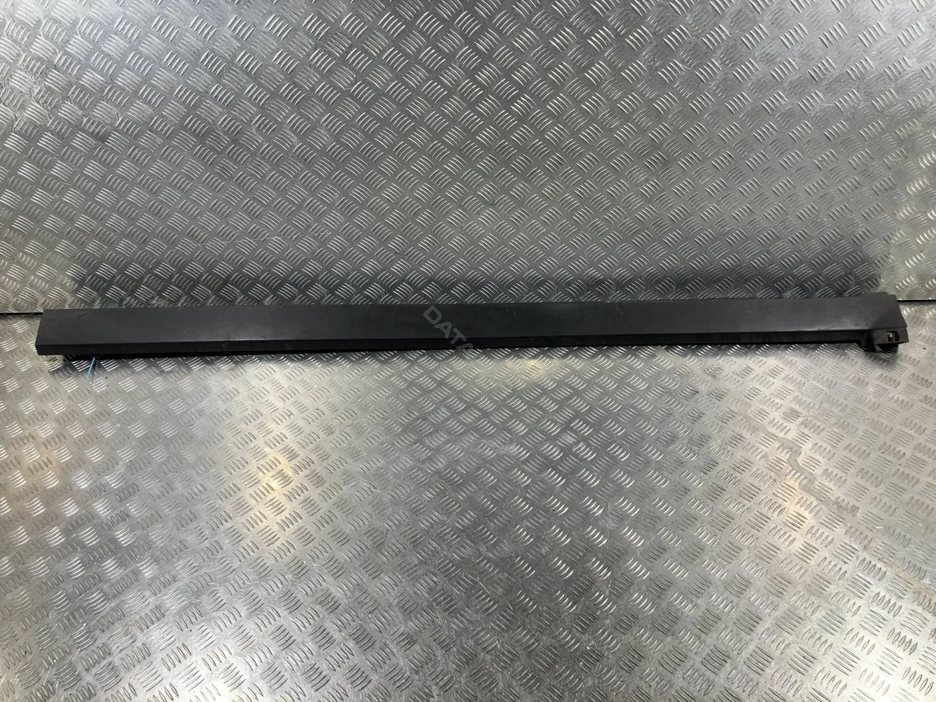 Накладка на порог HK83101D56BF, T4A3865