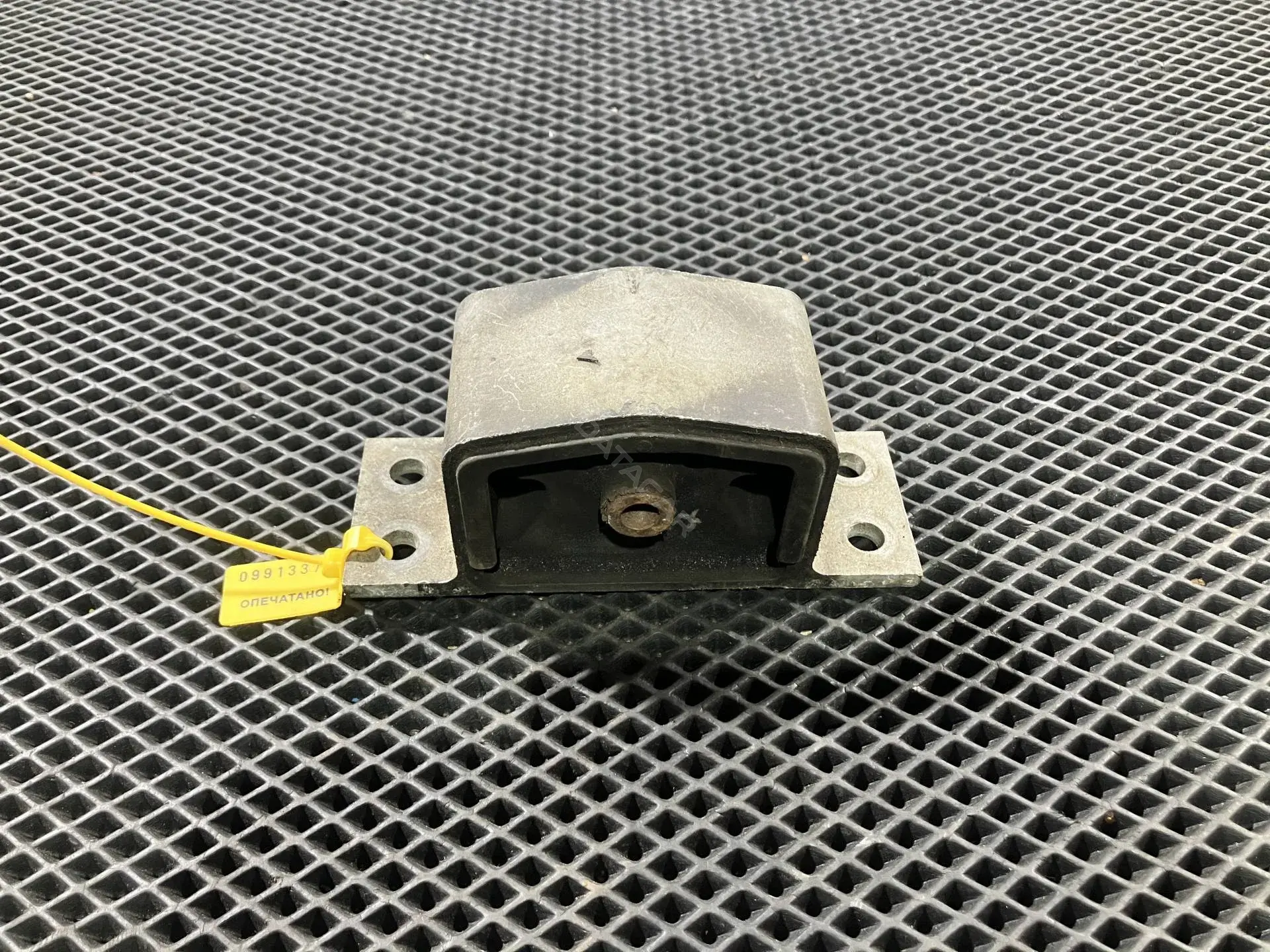 Подушка КПП 11320CG105