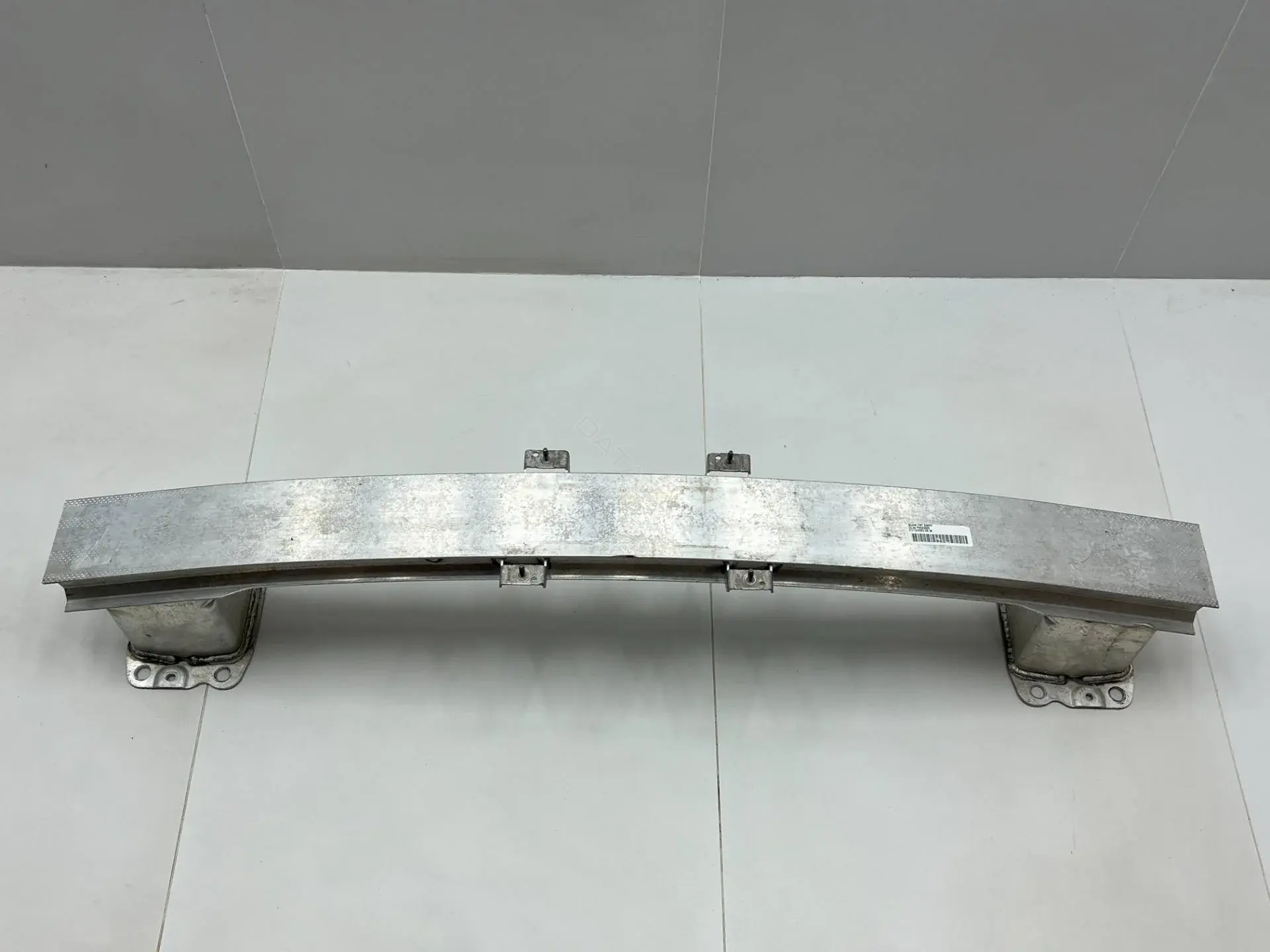 Усилитель бампера 64900L3000