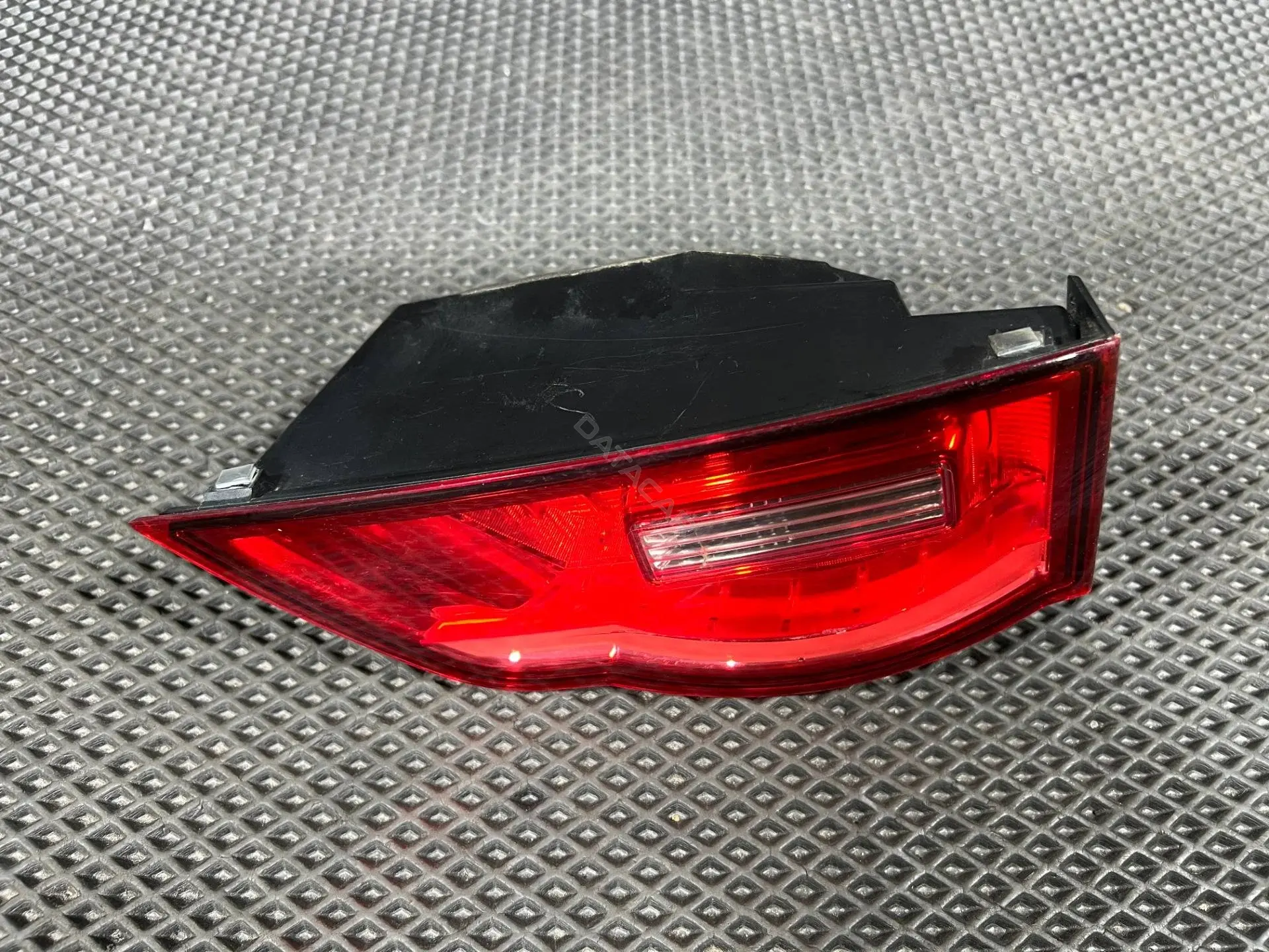 Задние фонари HK8315K272AB